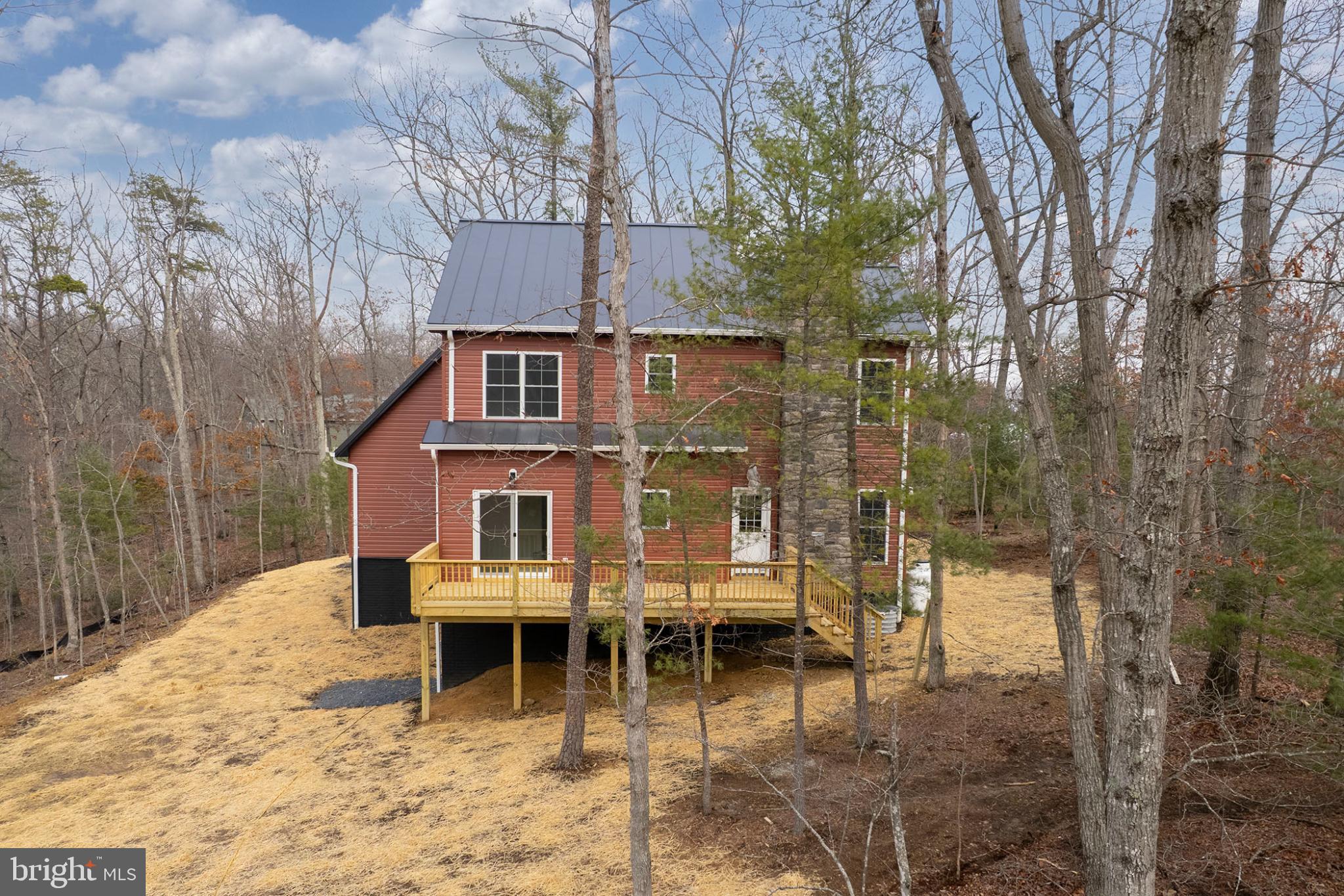 GREATLAND FARMS LAKE - Residential