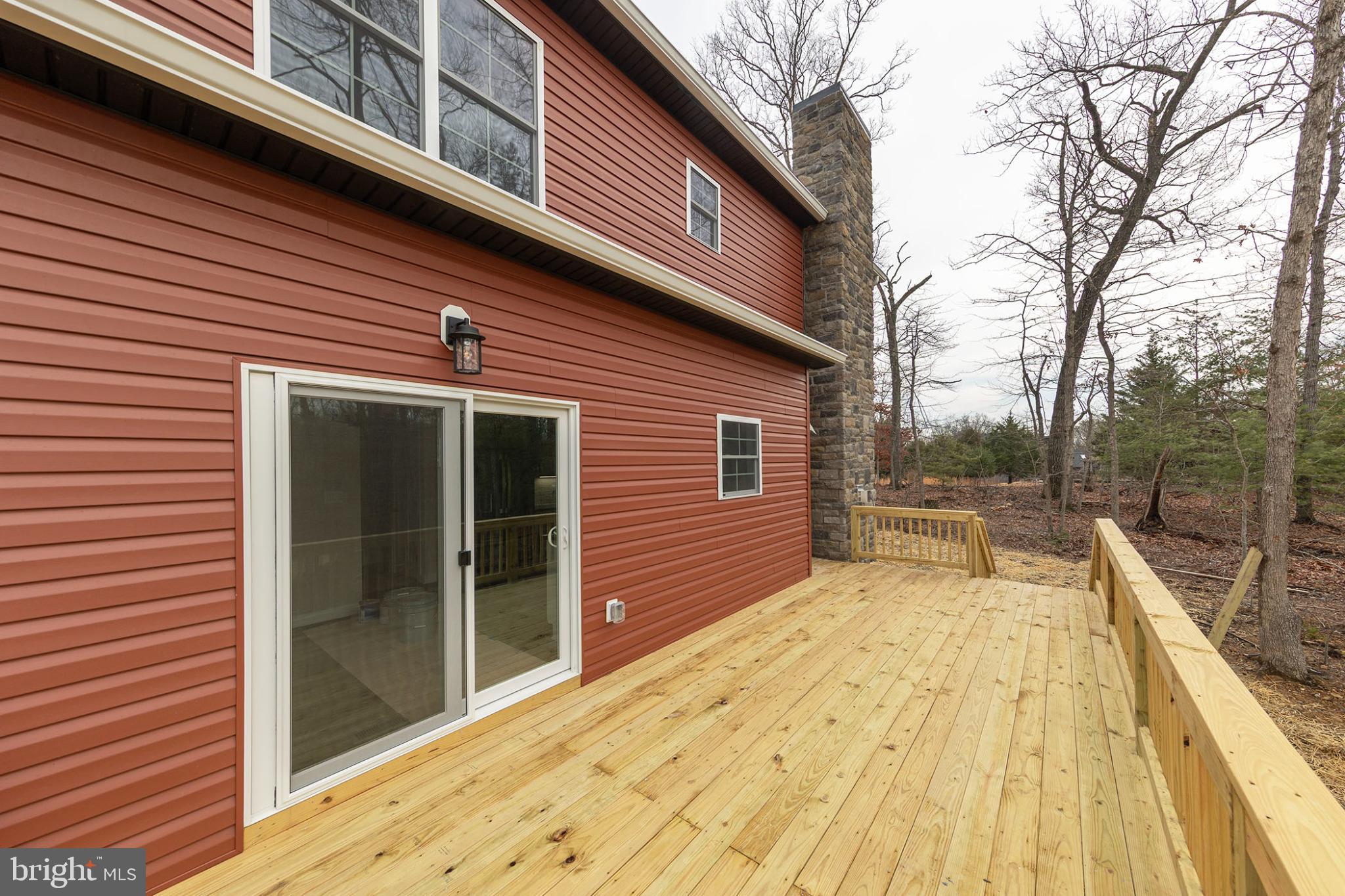 GREATLAND FARMS LAKE - Residential