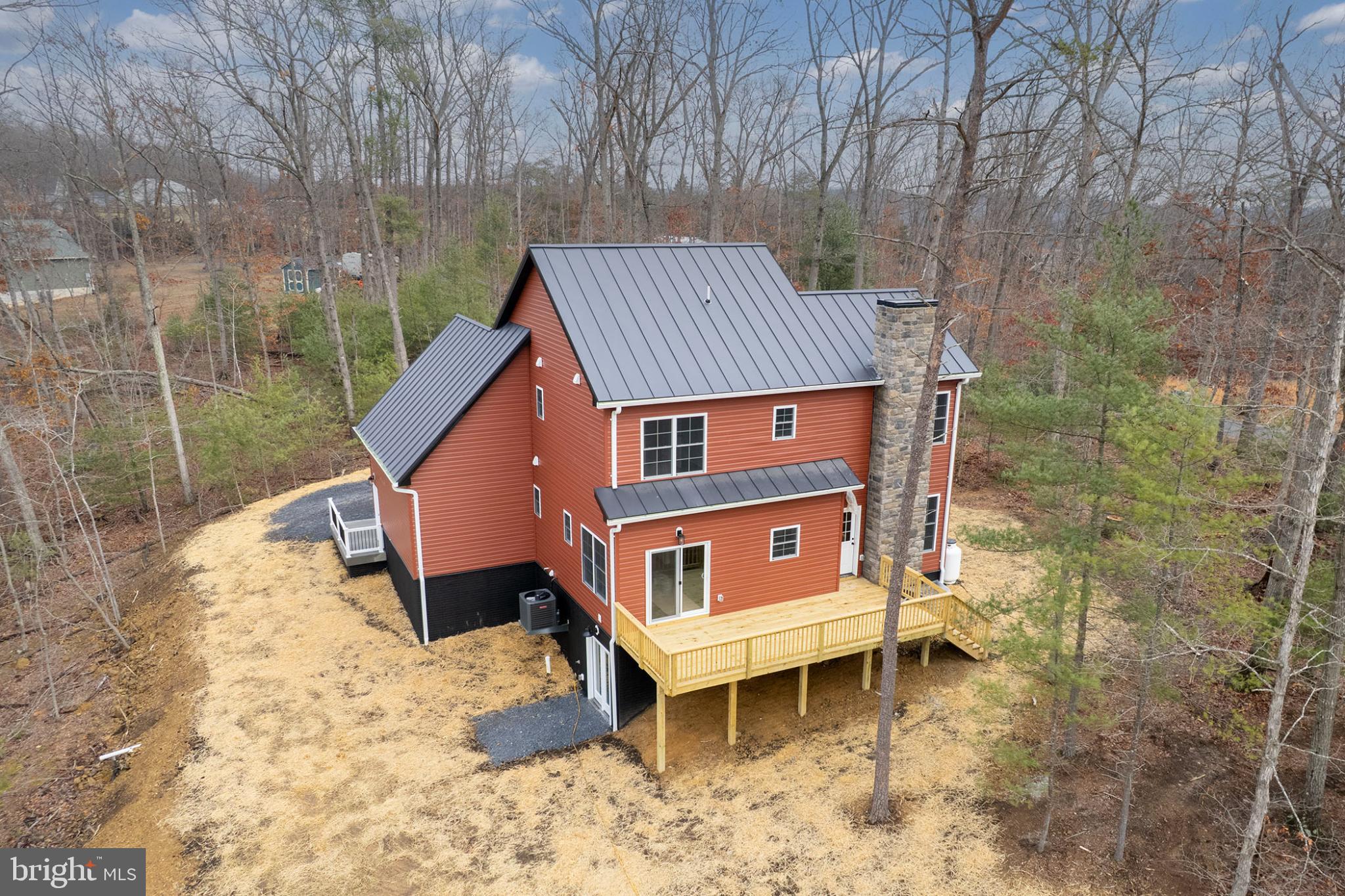 GREATLAND FARMS LAKE - Residential