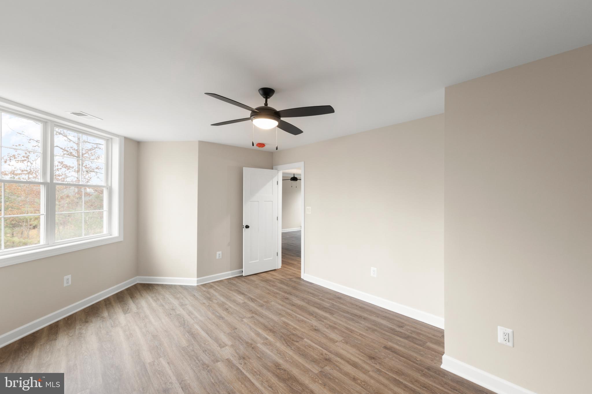 GREATLAND FARMS LAKE - Residential