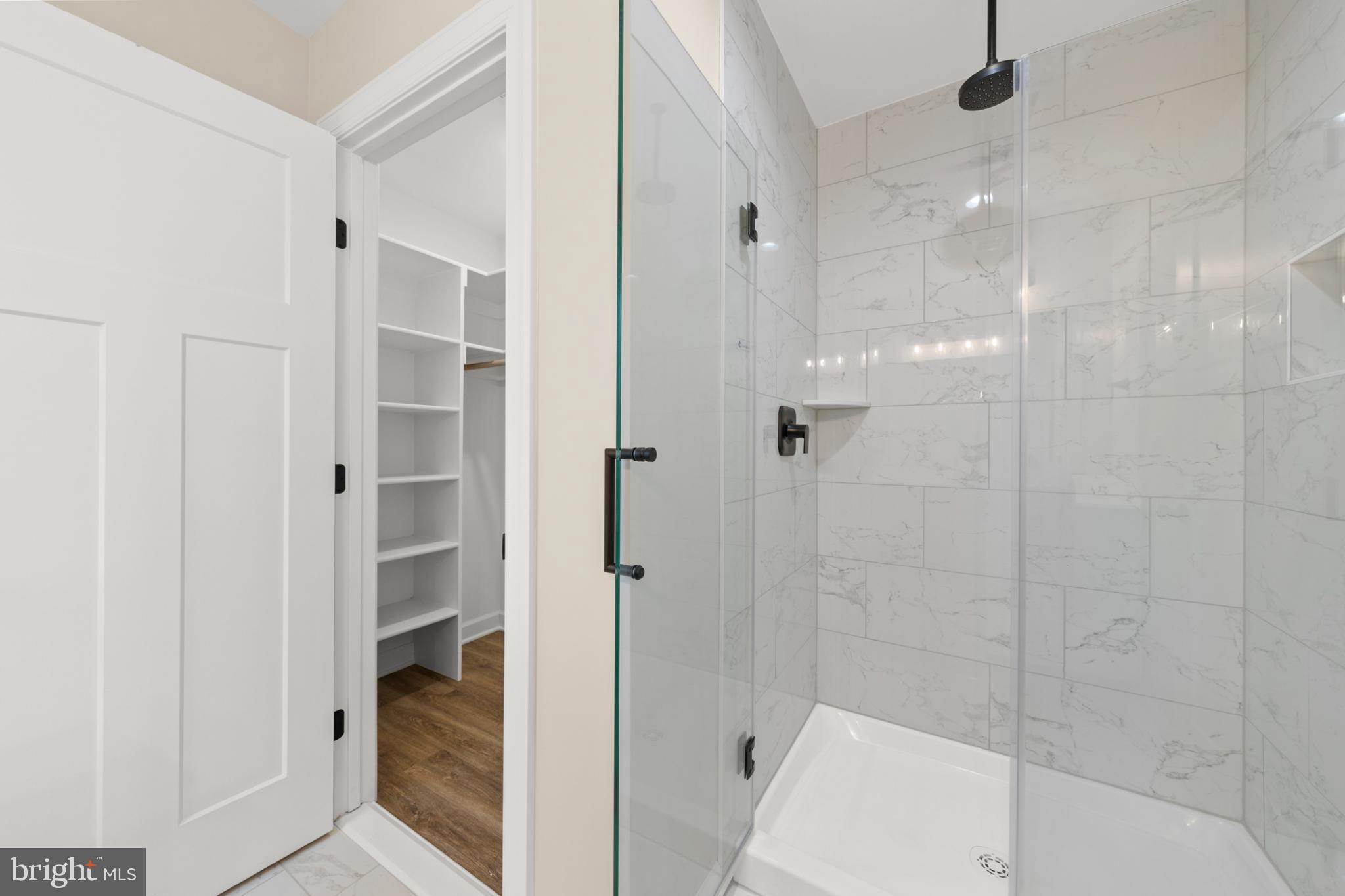 GREATLAND FARMS LAKE - Residential