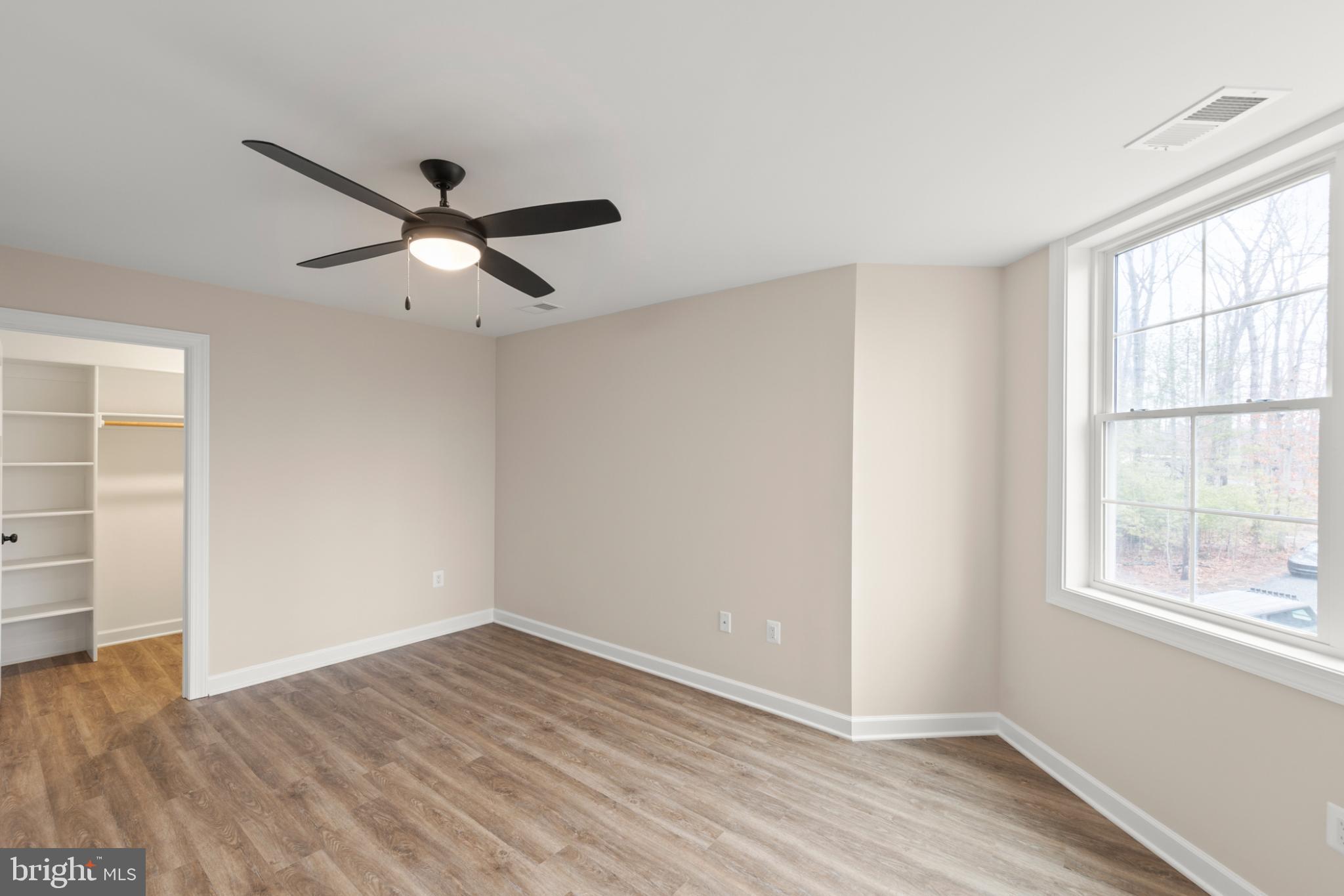 GREATLAND FARMS LAKE - Residential