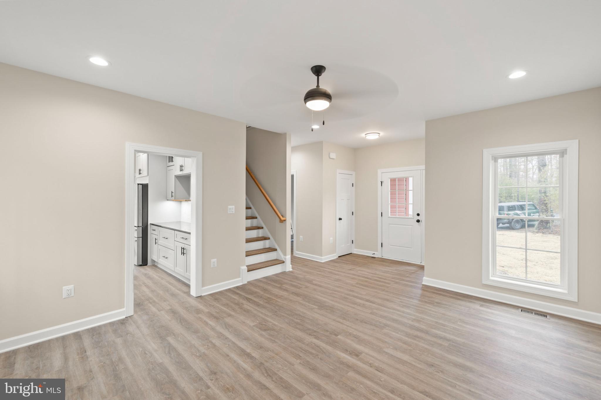 GREATLAND FARMS LAKE - Residential