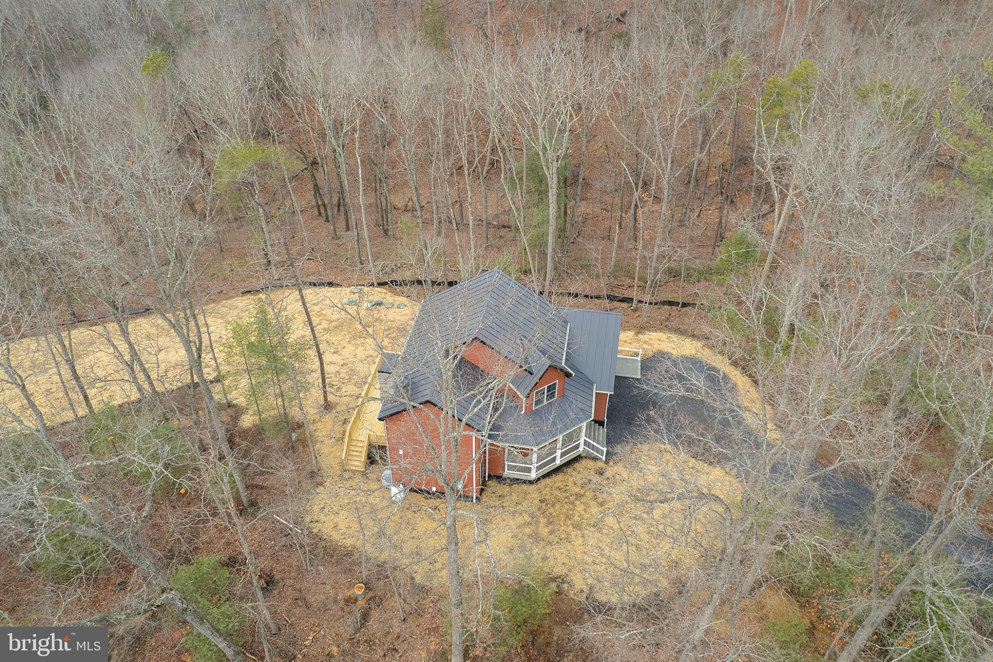 GREATLAND FARMS LAKE - Residential