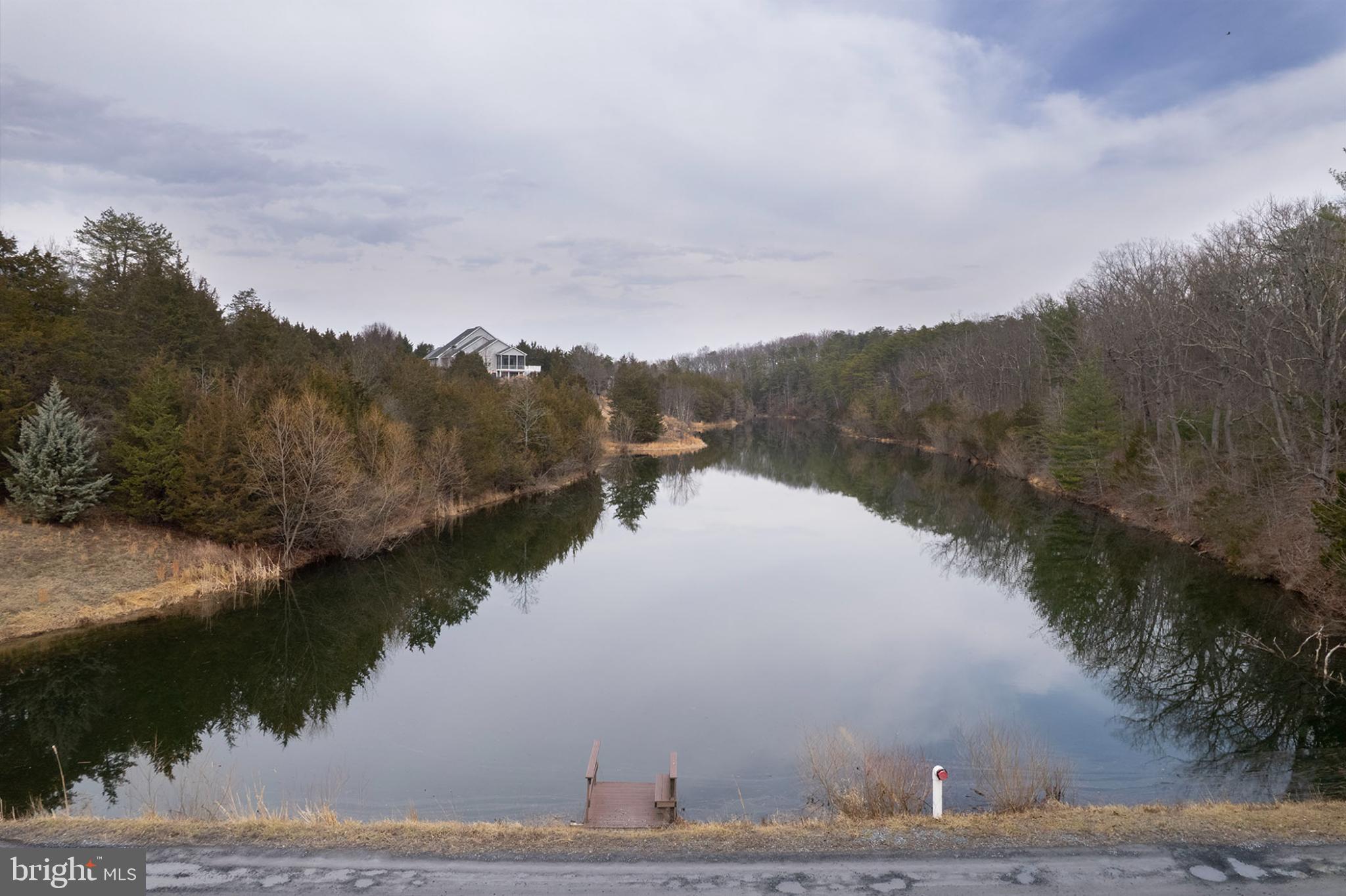 GREATLAND FARMS LAKE - Residential
