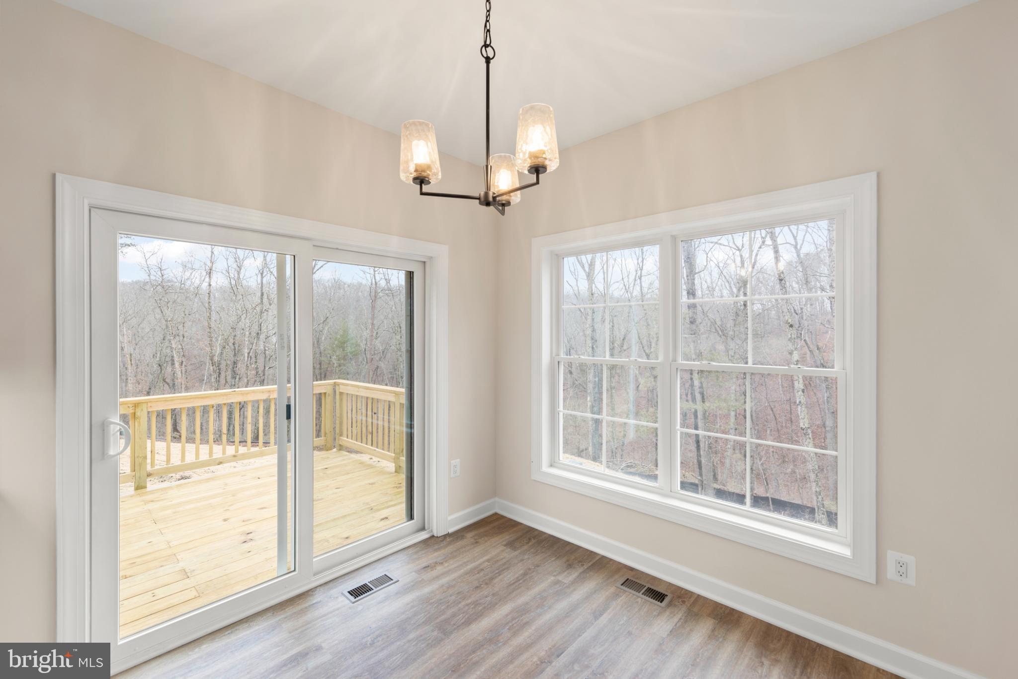 GREATLAND FARMS LAKE - Residential