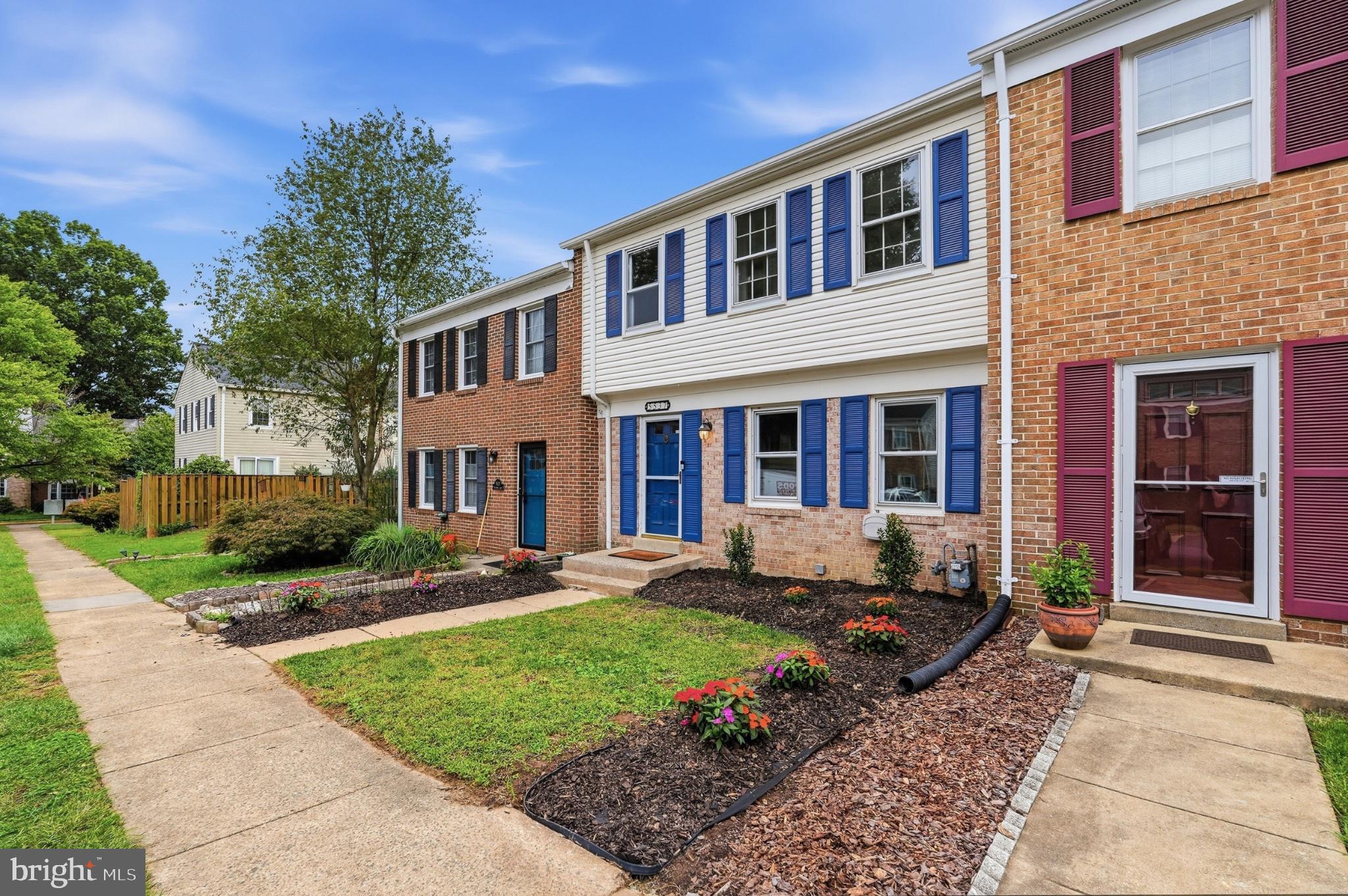 5537 KENDRICK LANE