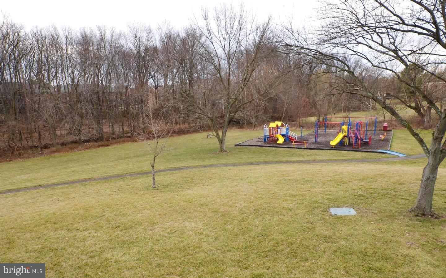 SEQUOIA FARMS - Residential