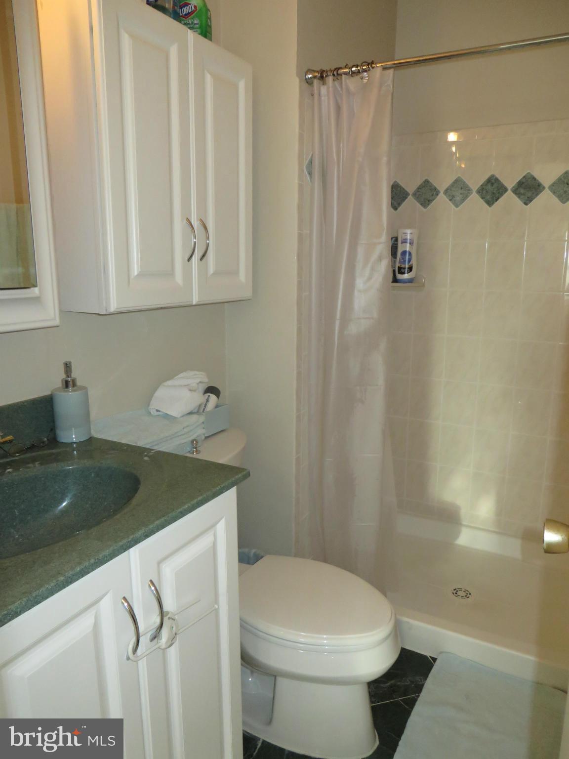 WATERFORD - Residential Lease