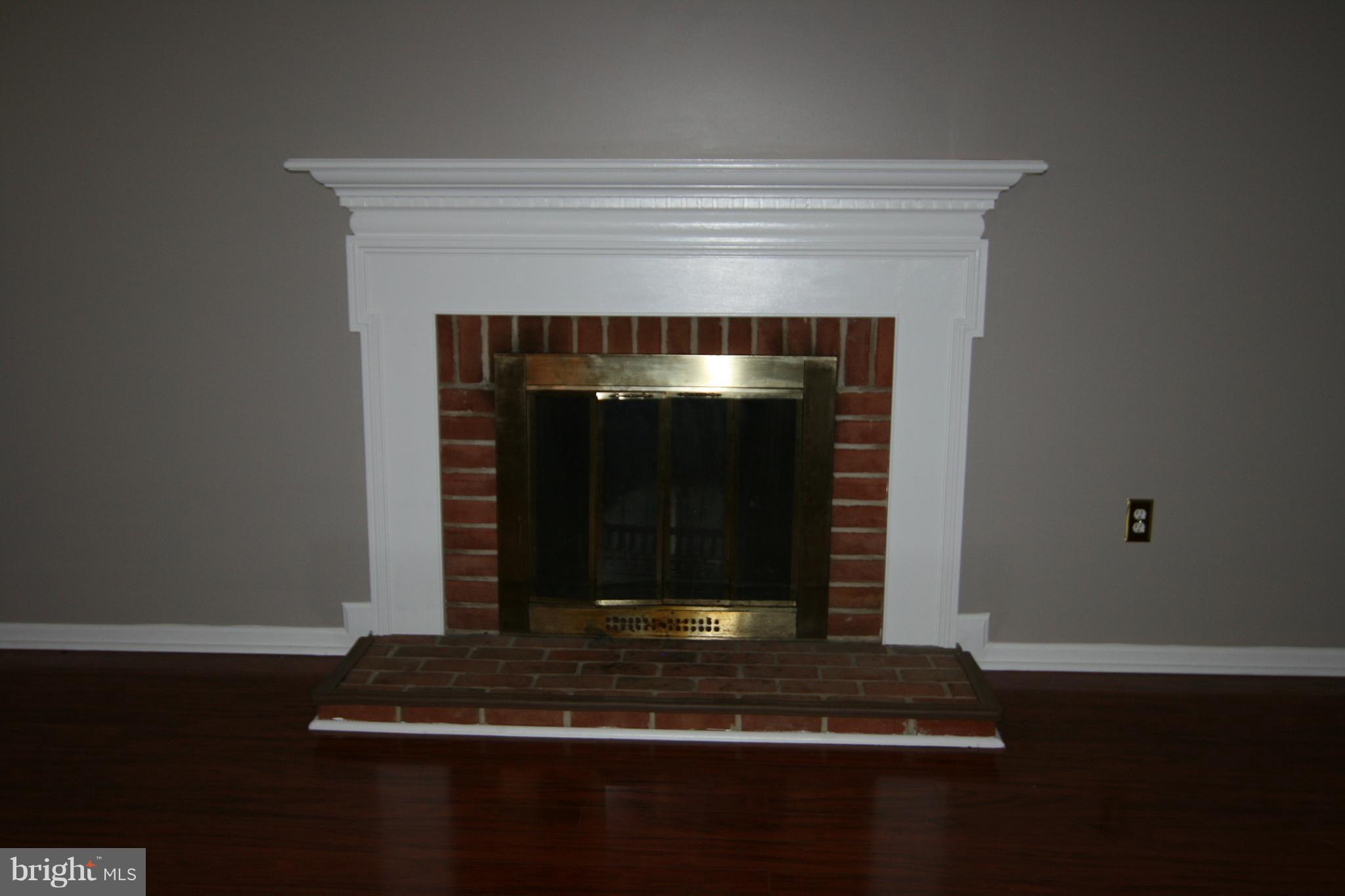 WATERFORD - Residential Lease