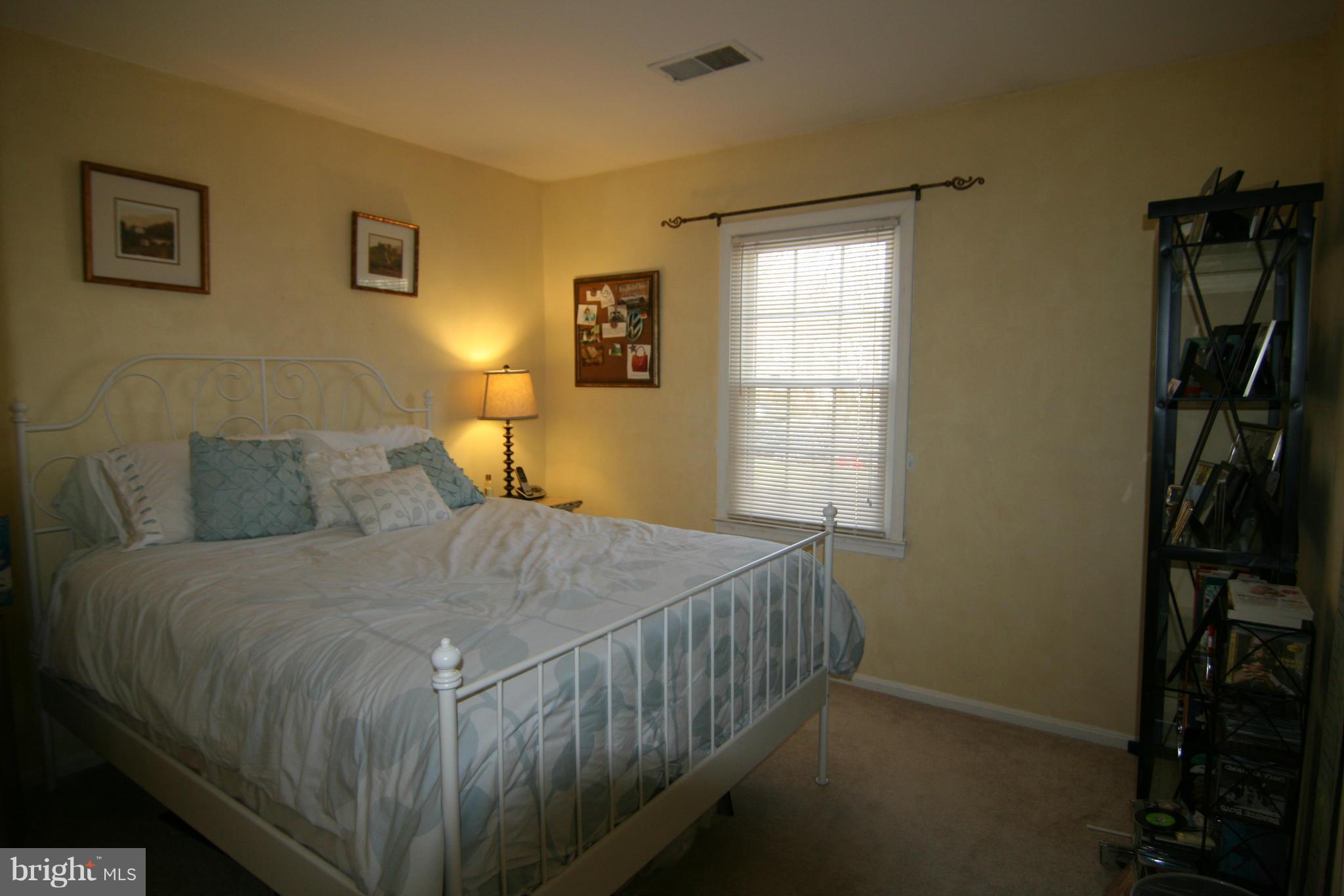 WATERFORD - Residential Lease