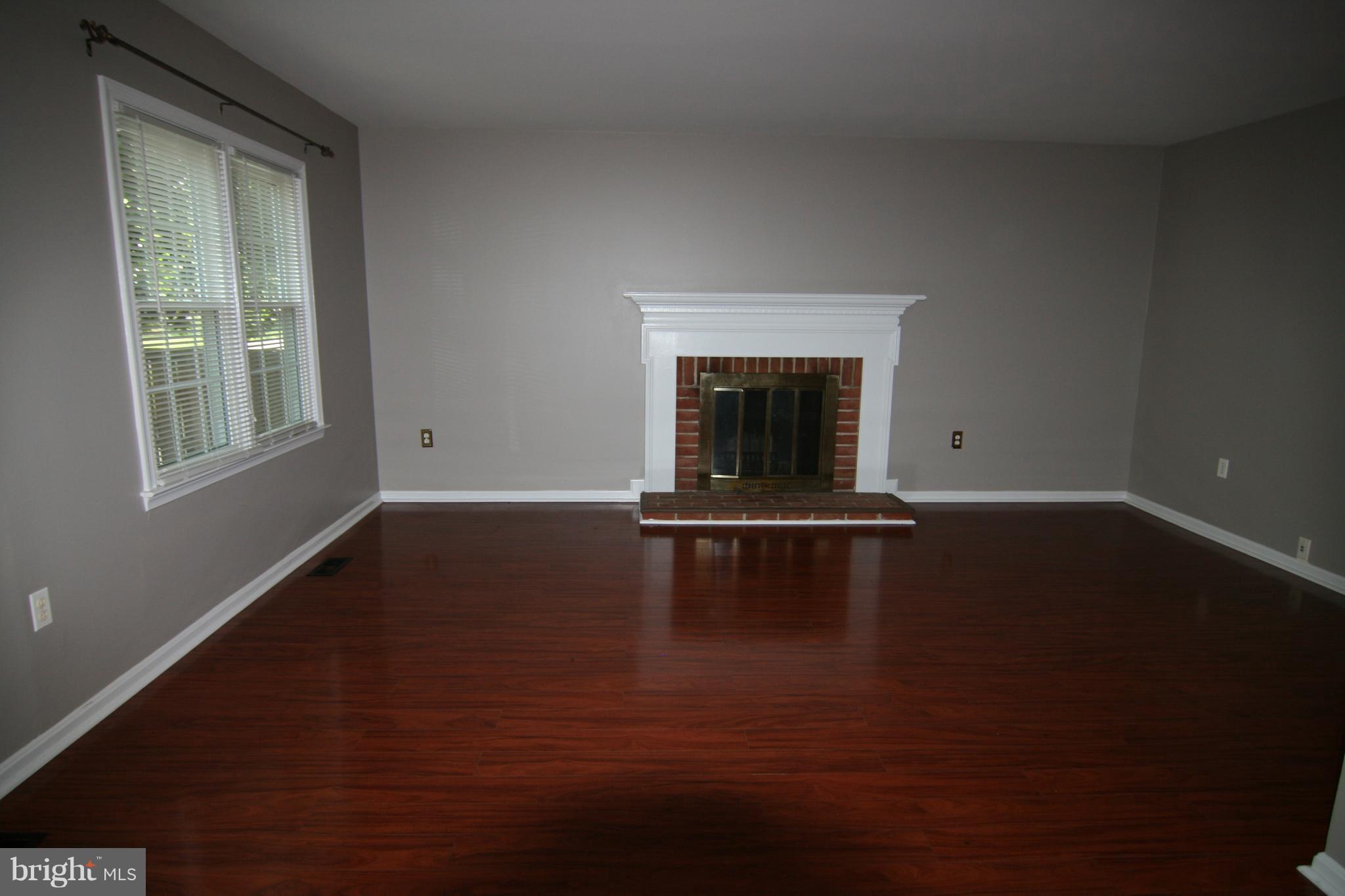 WATERFORD - Residential Lease