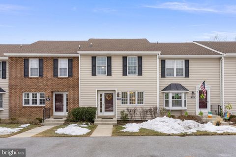 Photo of 605 Meadow Court #605, GLEN MILLS, PA 19342 (MLS # PADE2109252)