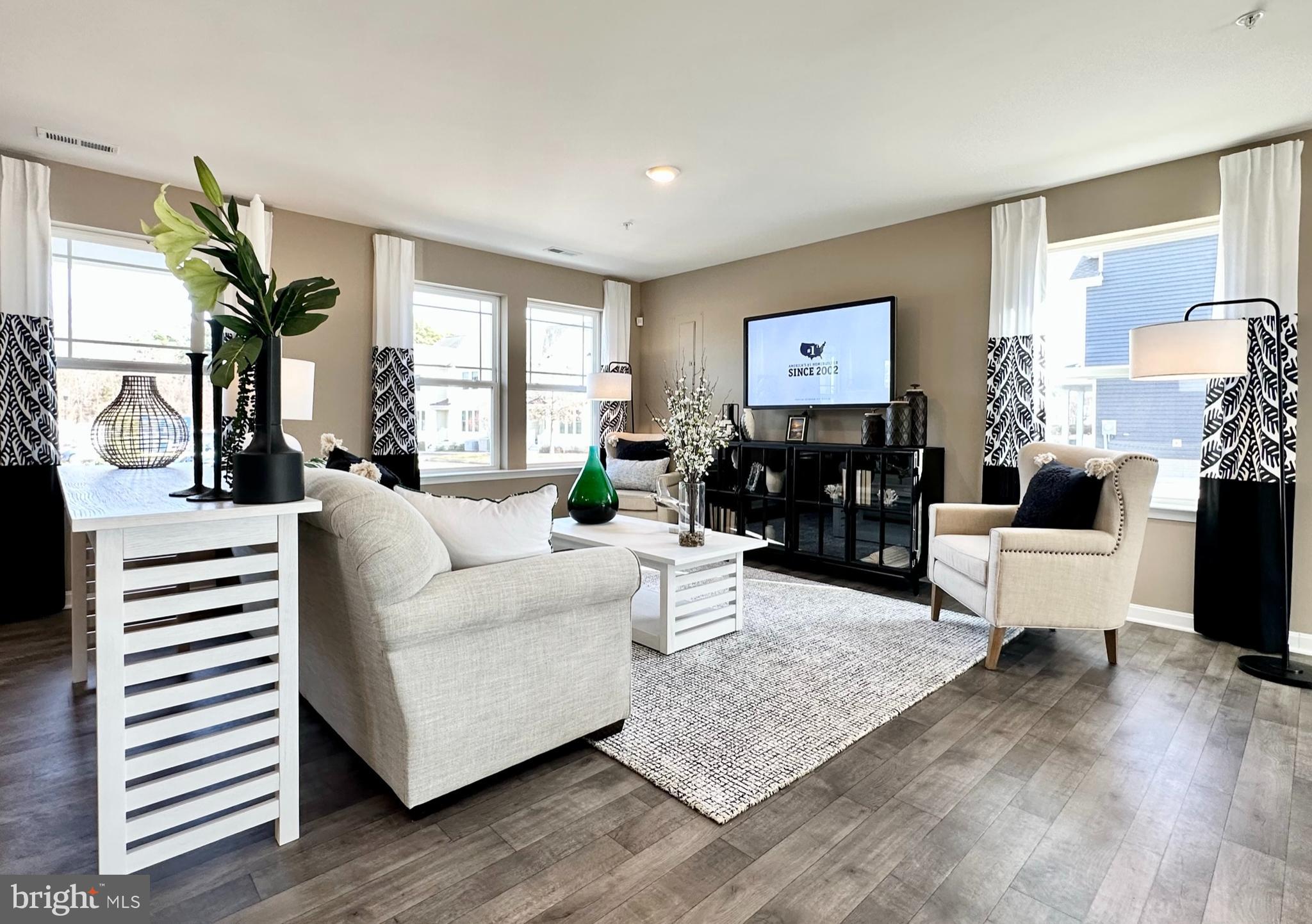 THE GRANARY AT DRAPER FARM - Residential