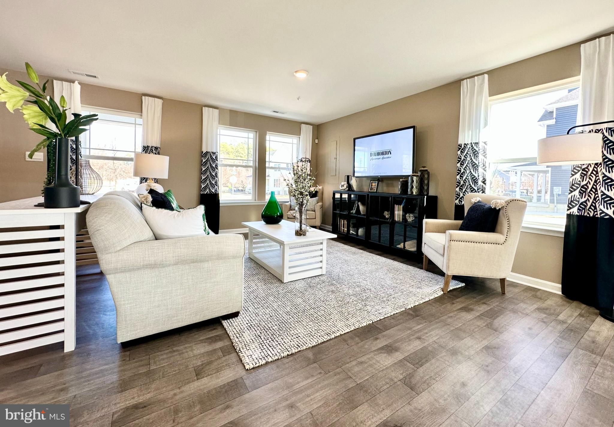 THE GRANARY AT DRAPER FARM - Residential