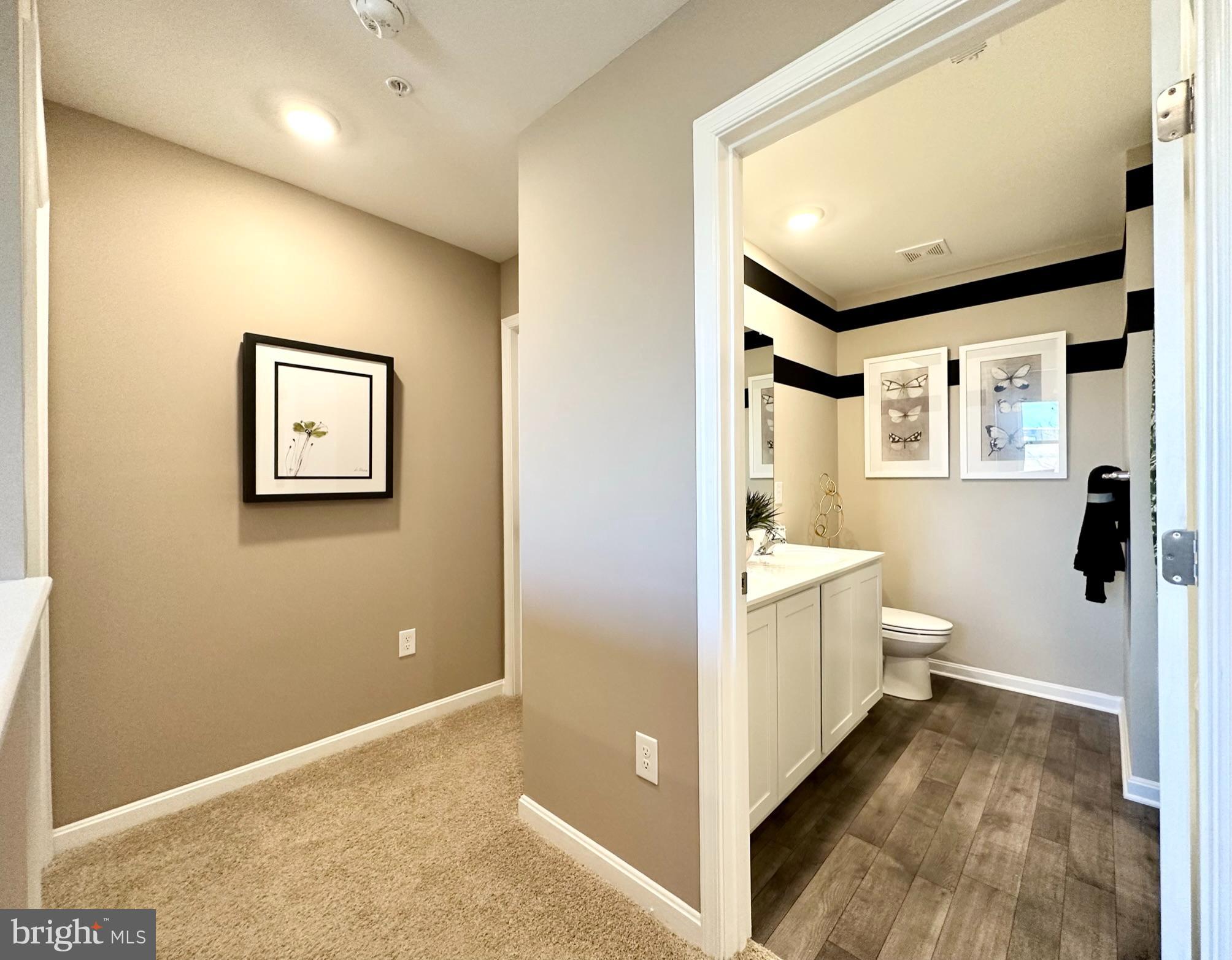 THE GRANARY AT DRAPER FARM - Residential