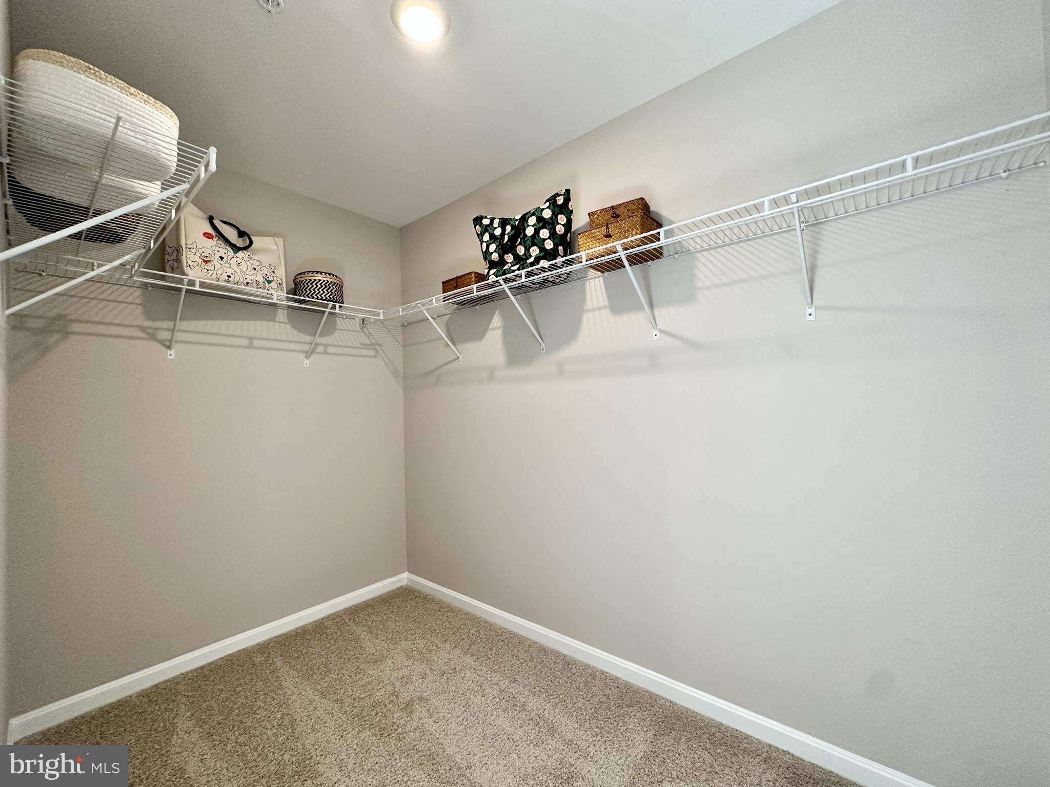 THE GRANARY AT DRAPER FARM - Residential