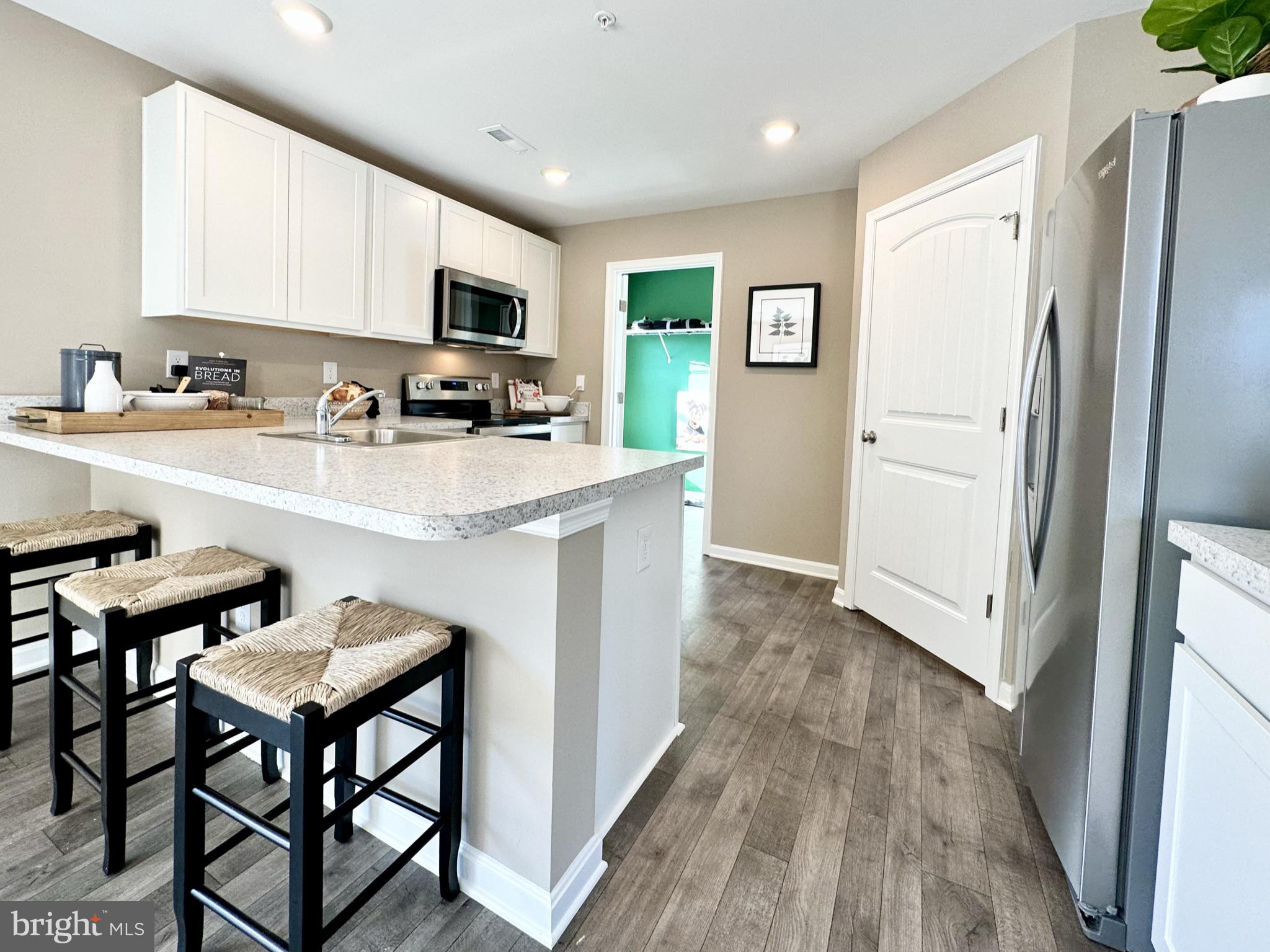 THE GRANARY AT DRAPER FARM - Residential