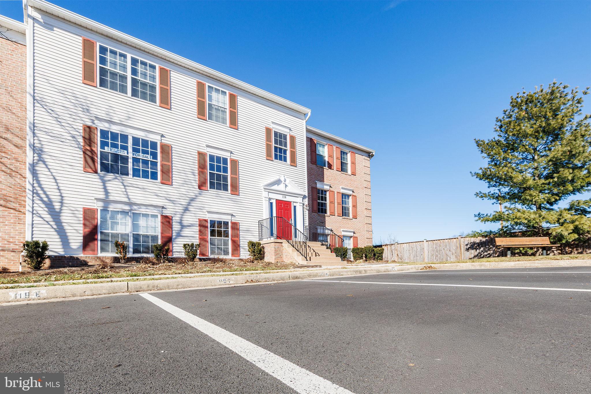 FOX CHAPEL AT TUDOR KNOLLS - Residential