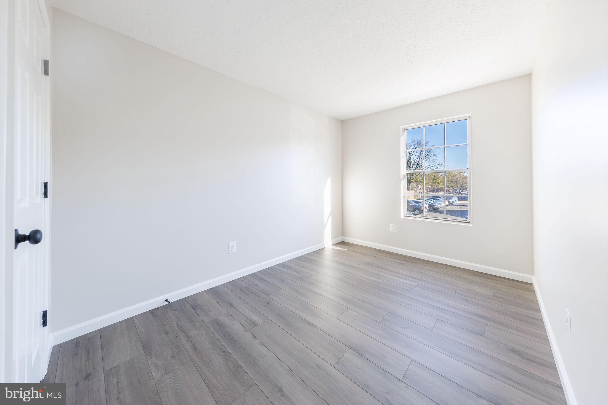 FOX CHAPEL AT TUDOR KNOLLS - Residential