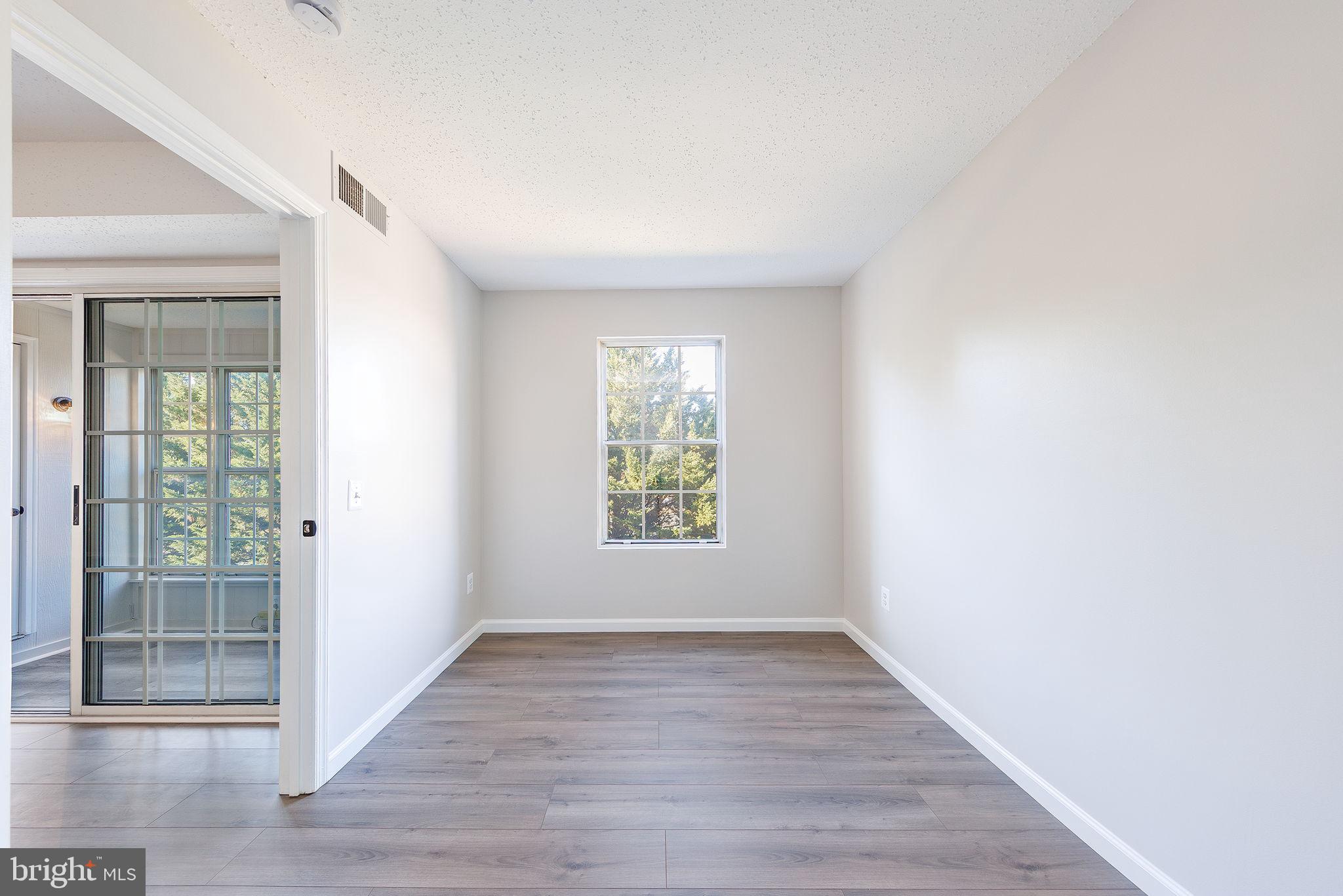 FOX CHAPEL AT TUDOR KNOLLS - Residential