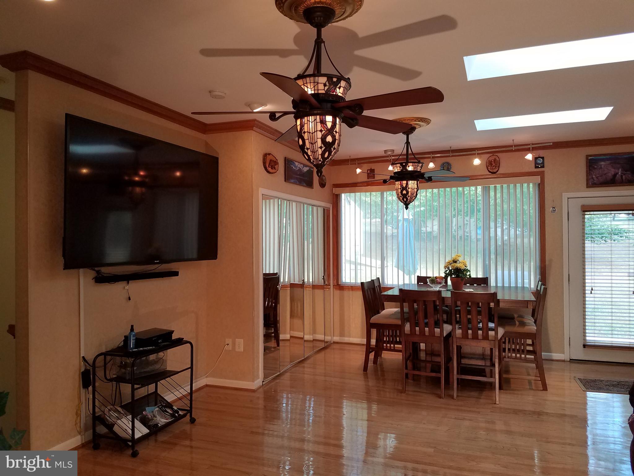 BEL PRE WOODS - Residential