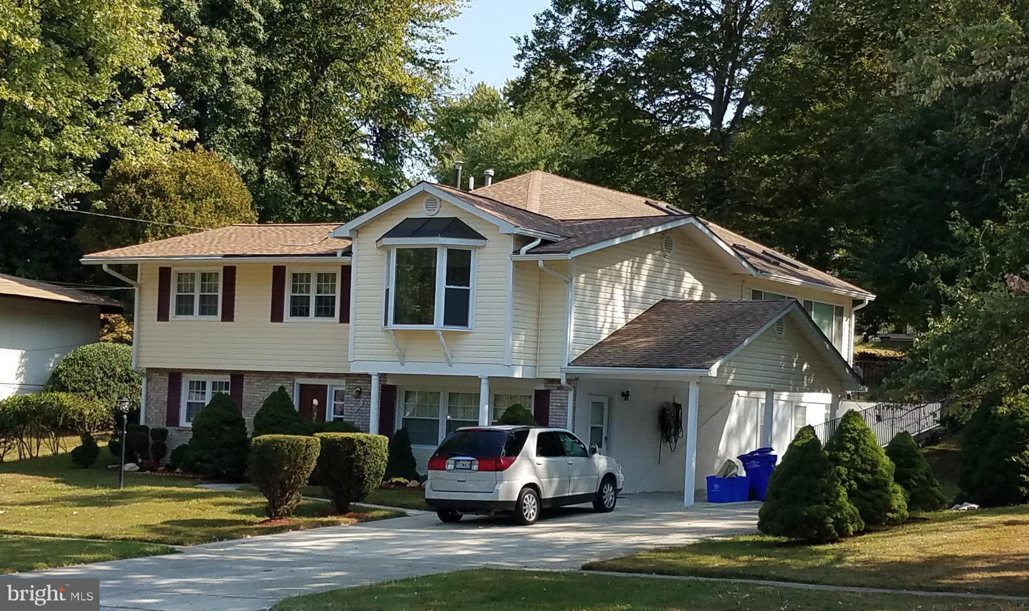 BEL PRE WOODS - Residential