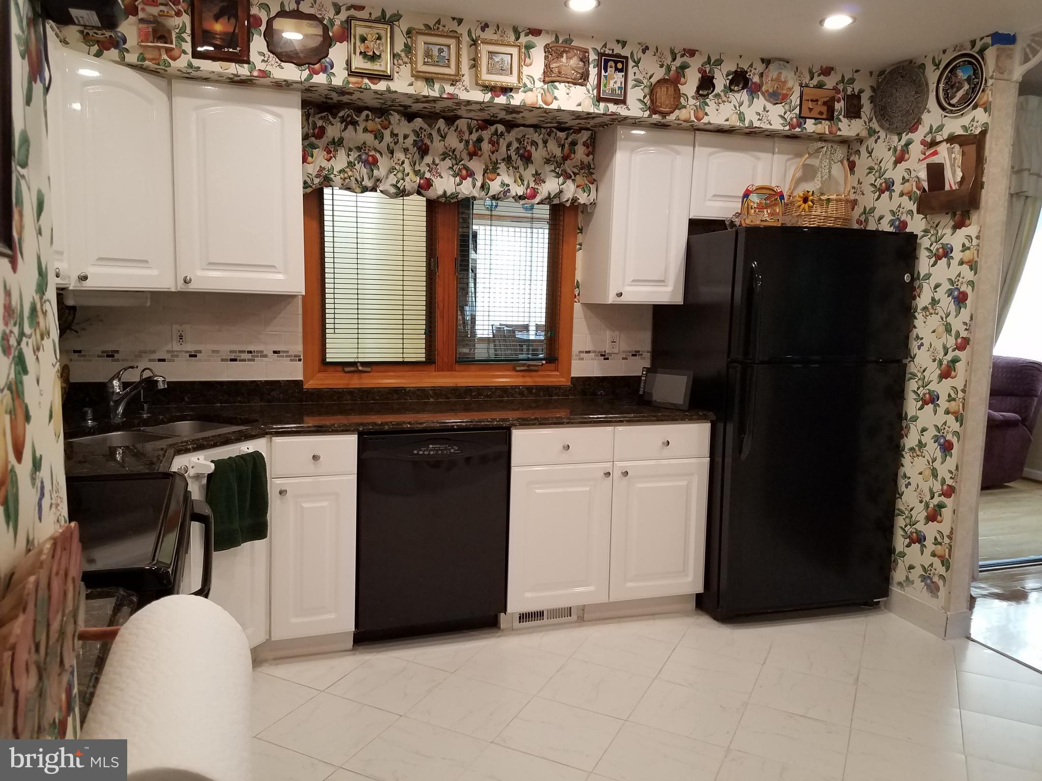 BEL PRE WOODS - Residential