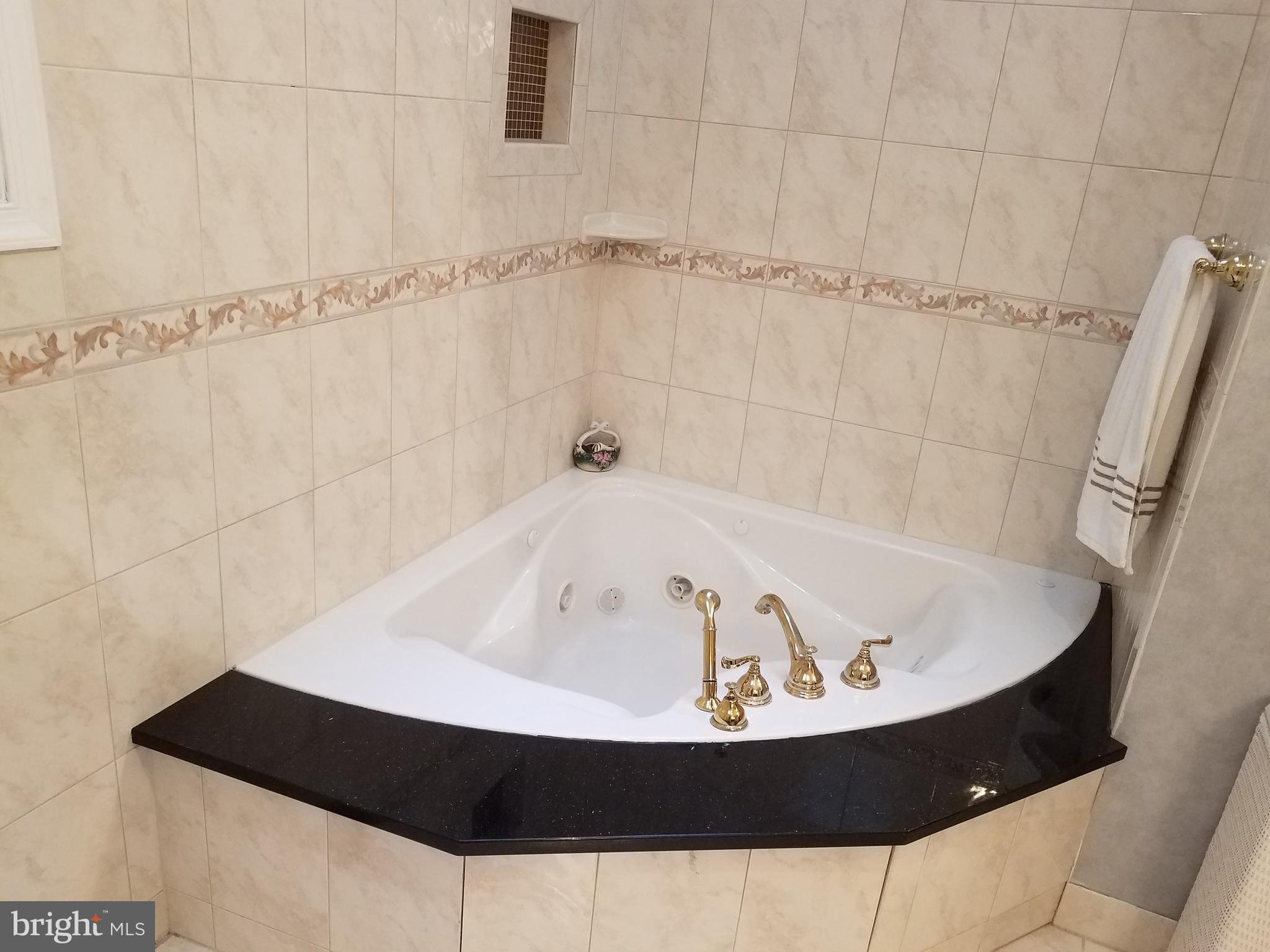 BEL PRE WOODS - Residential