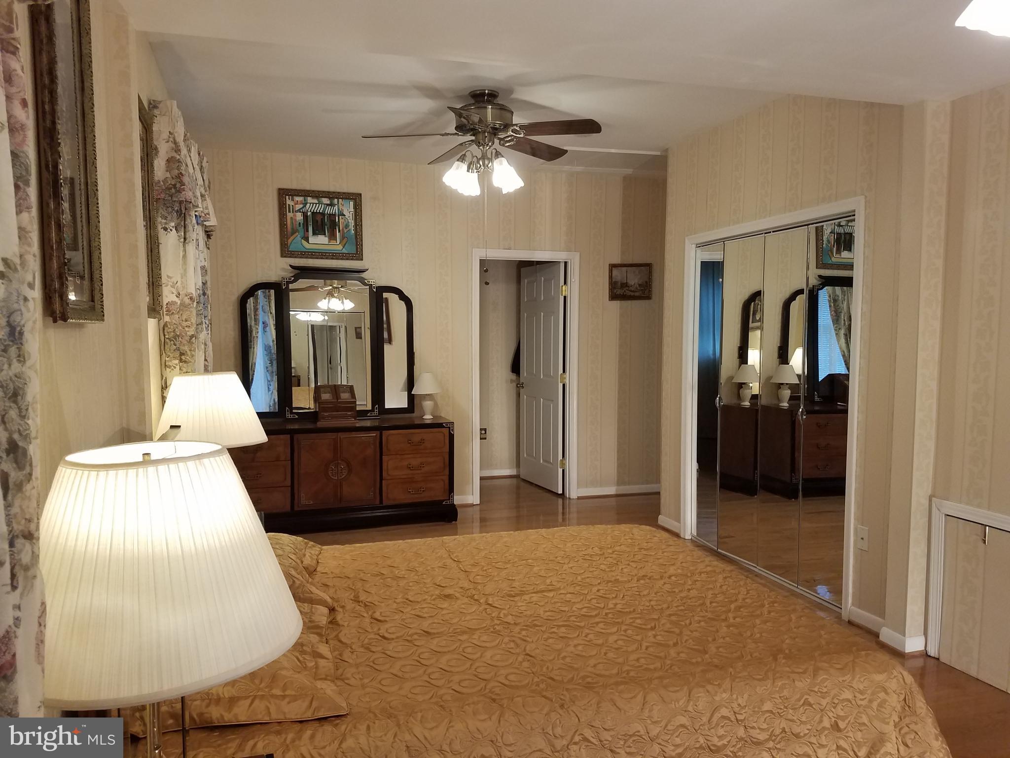 BEL PRE WOODS - Residential