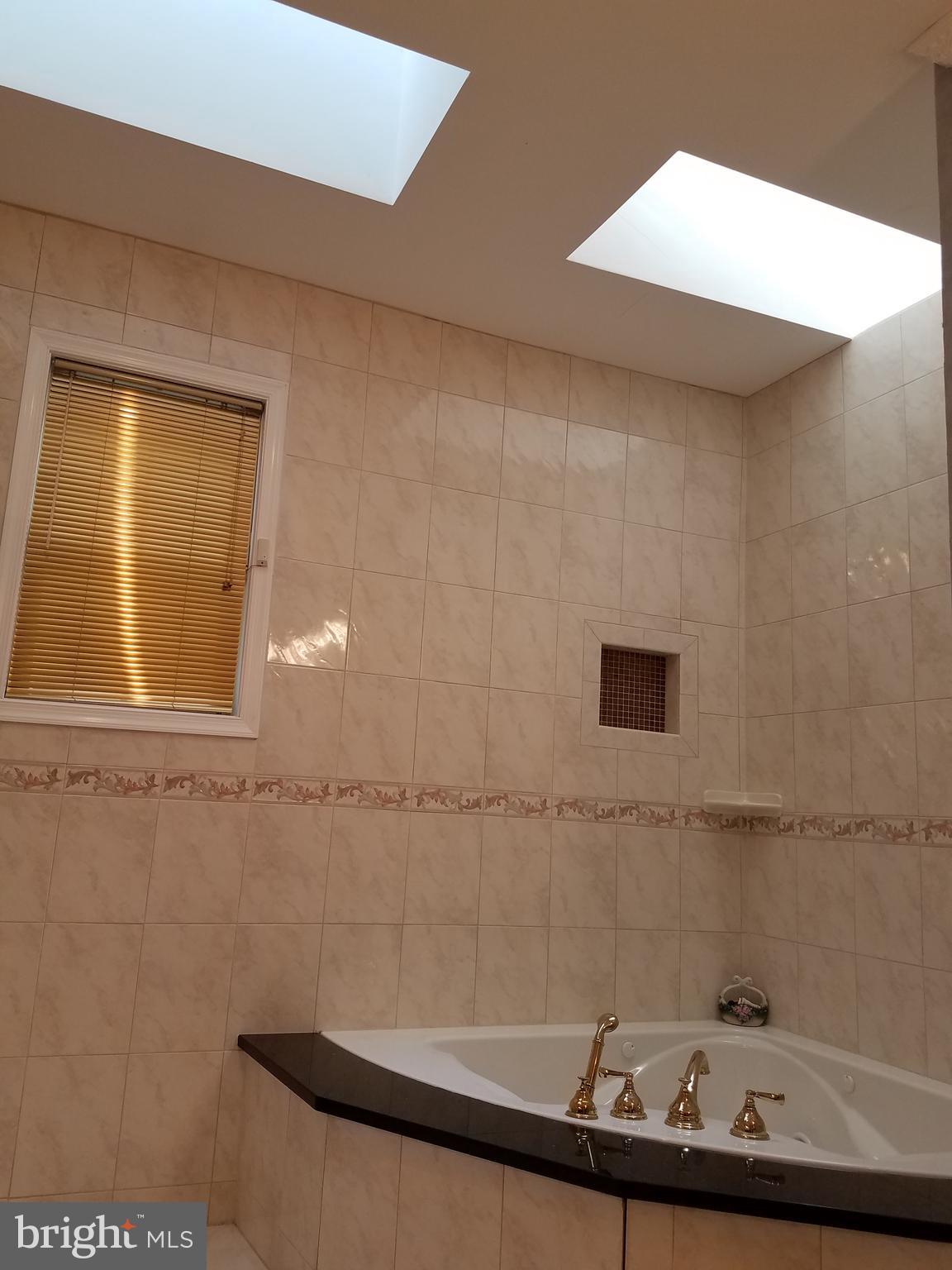 BEL PRE WOODS - Residential