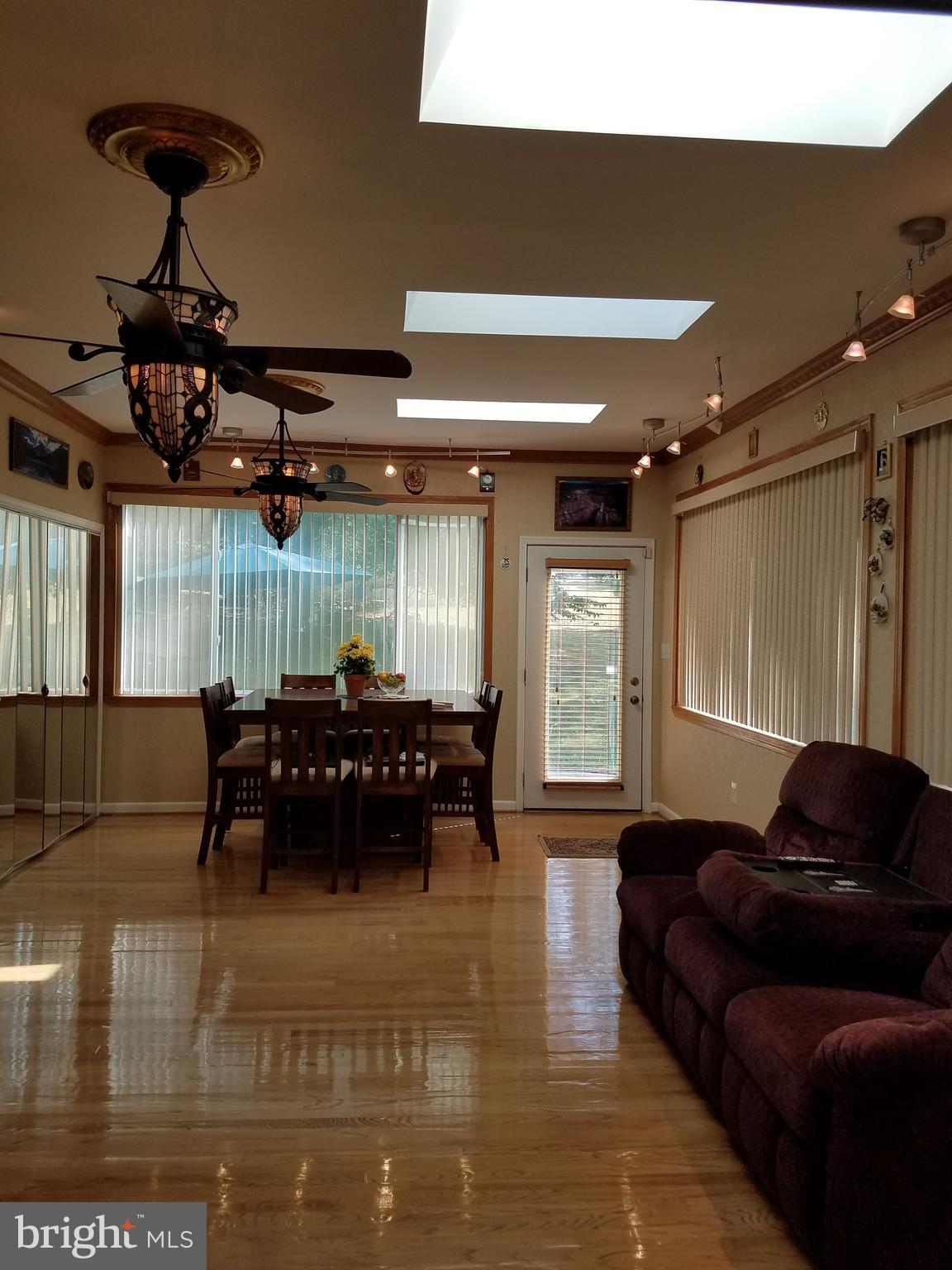 BEL PRE WOODS - Residential