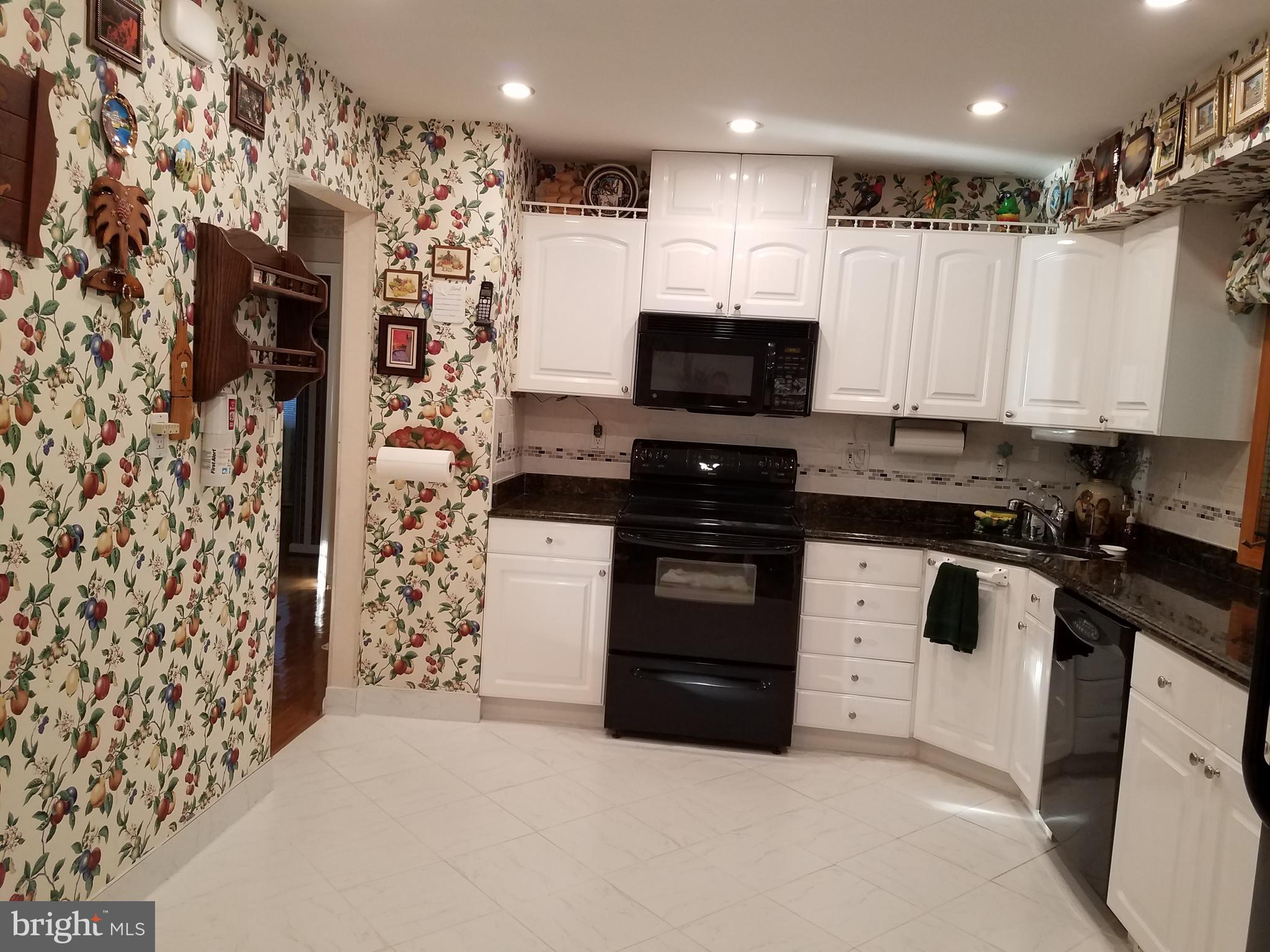 BEL PRE WOODS - Residential