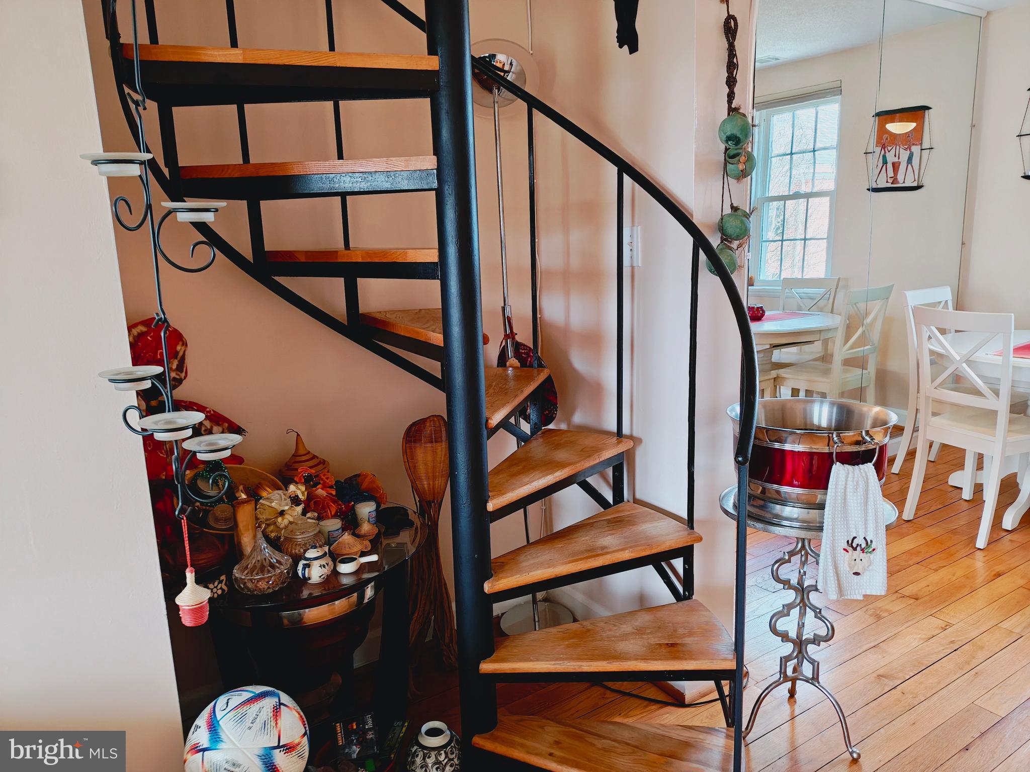 SHIRLINGTON - Residential