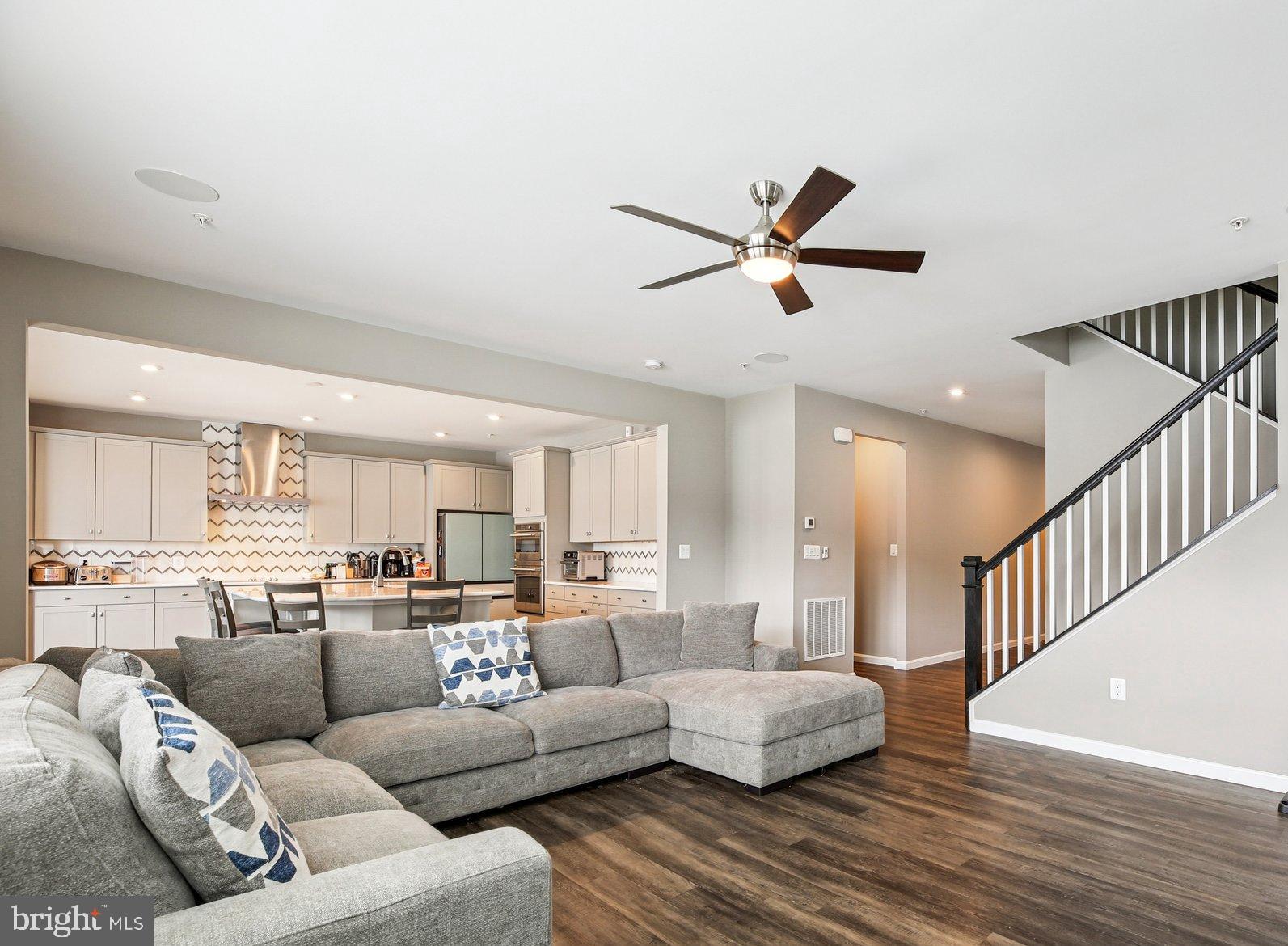2668 ORCHARD ORIOLE WAY