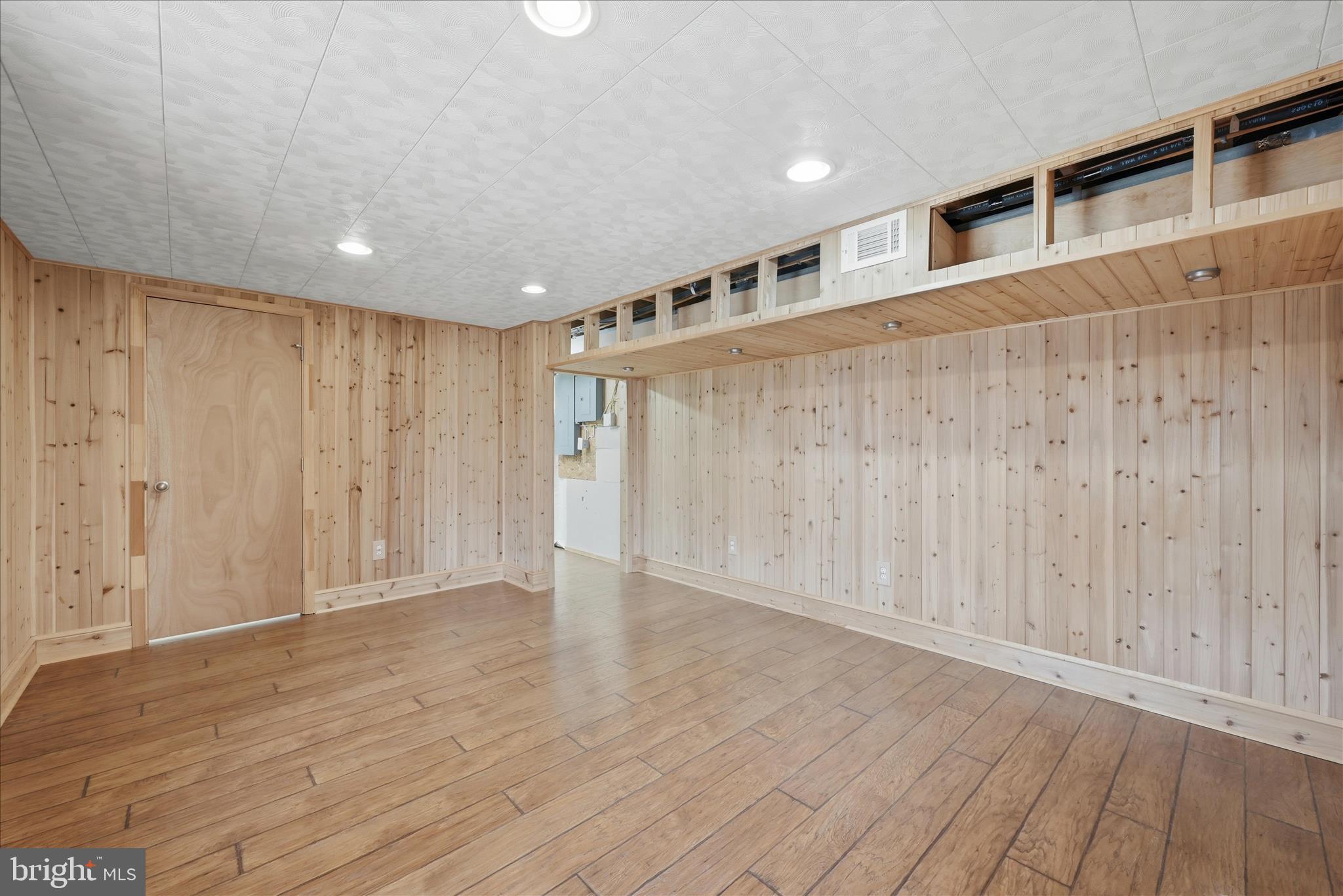 BATTLEFIELD ESTATES - Residential