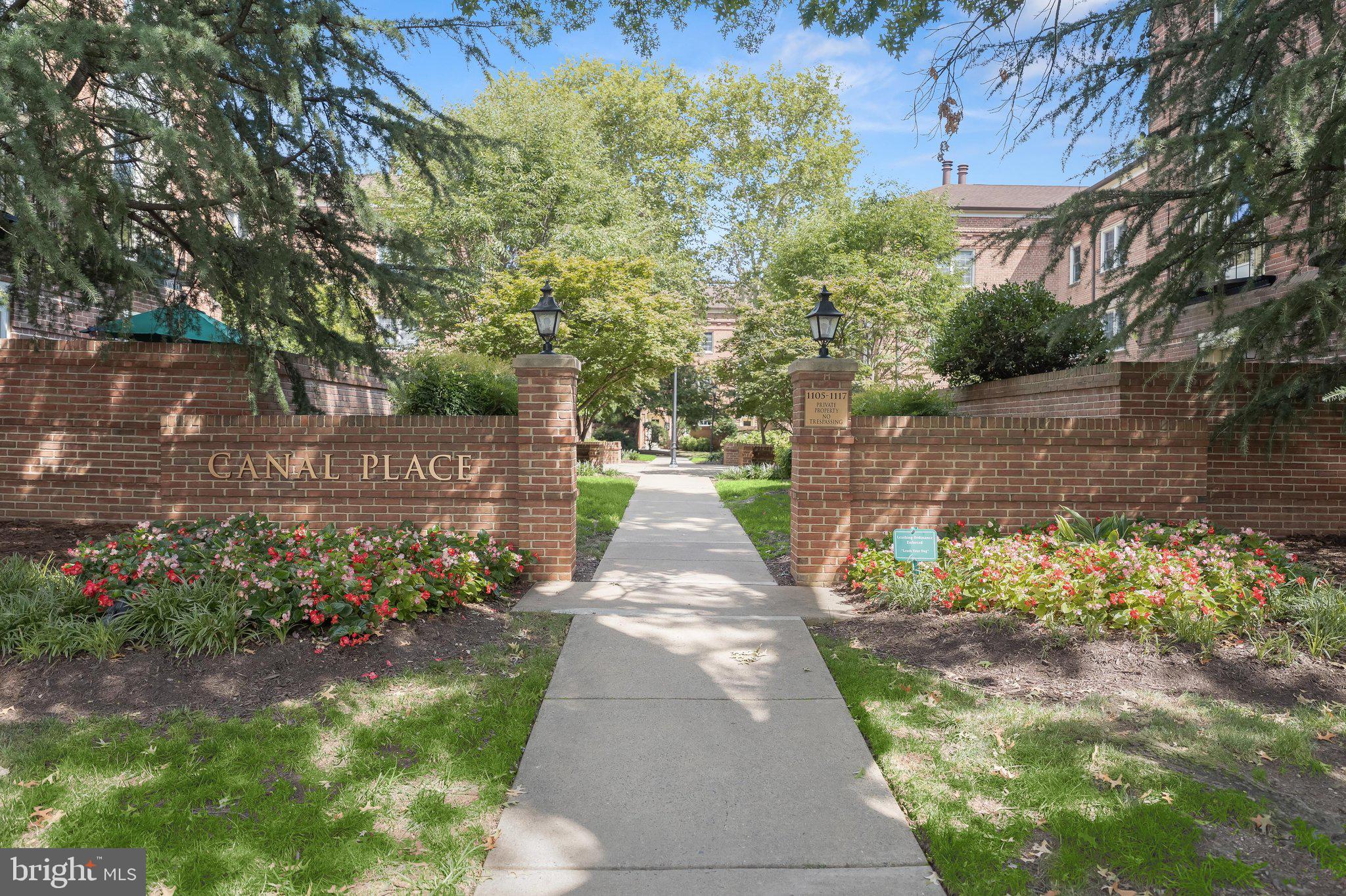 1211 N PITT STREET 3A