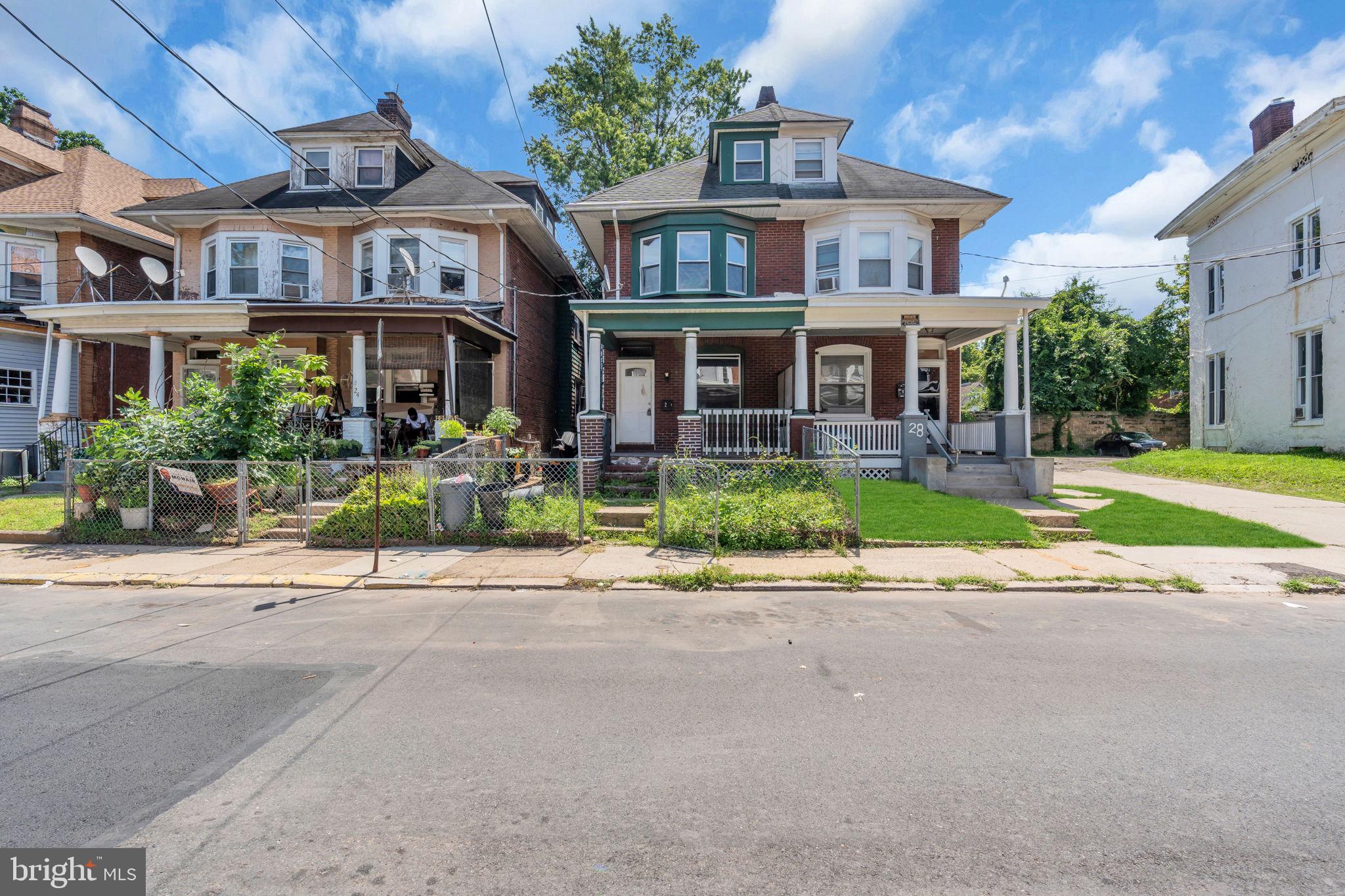 26 COLONIAL AVENUE