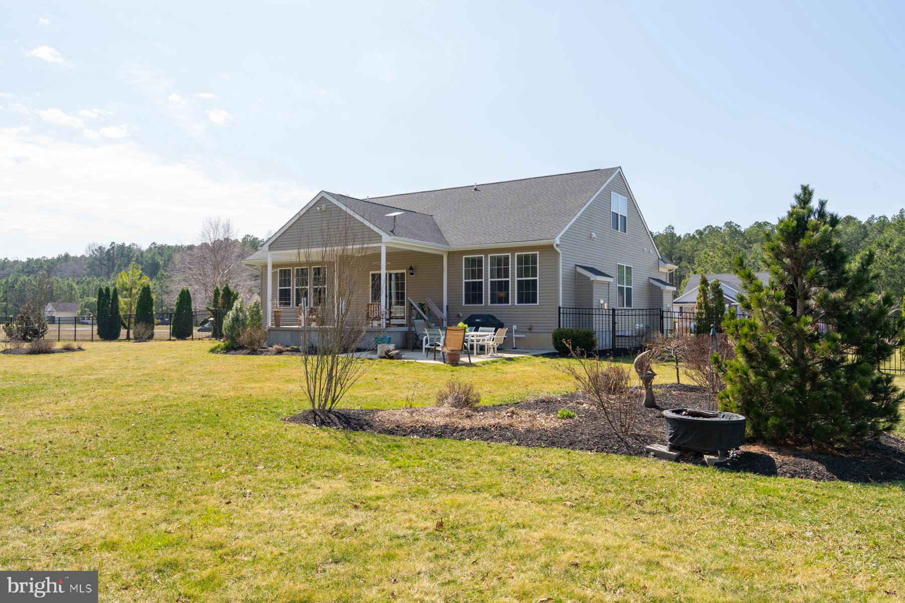 25943 COUNTRY MEADOWS DRIVE