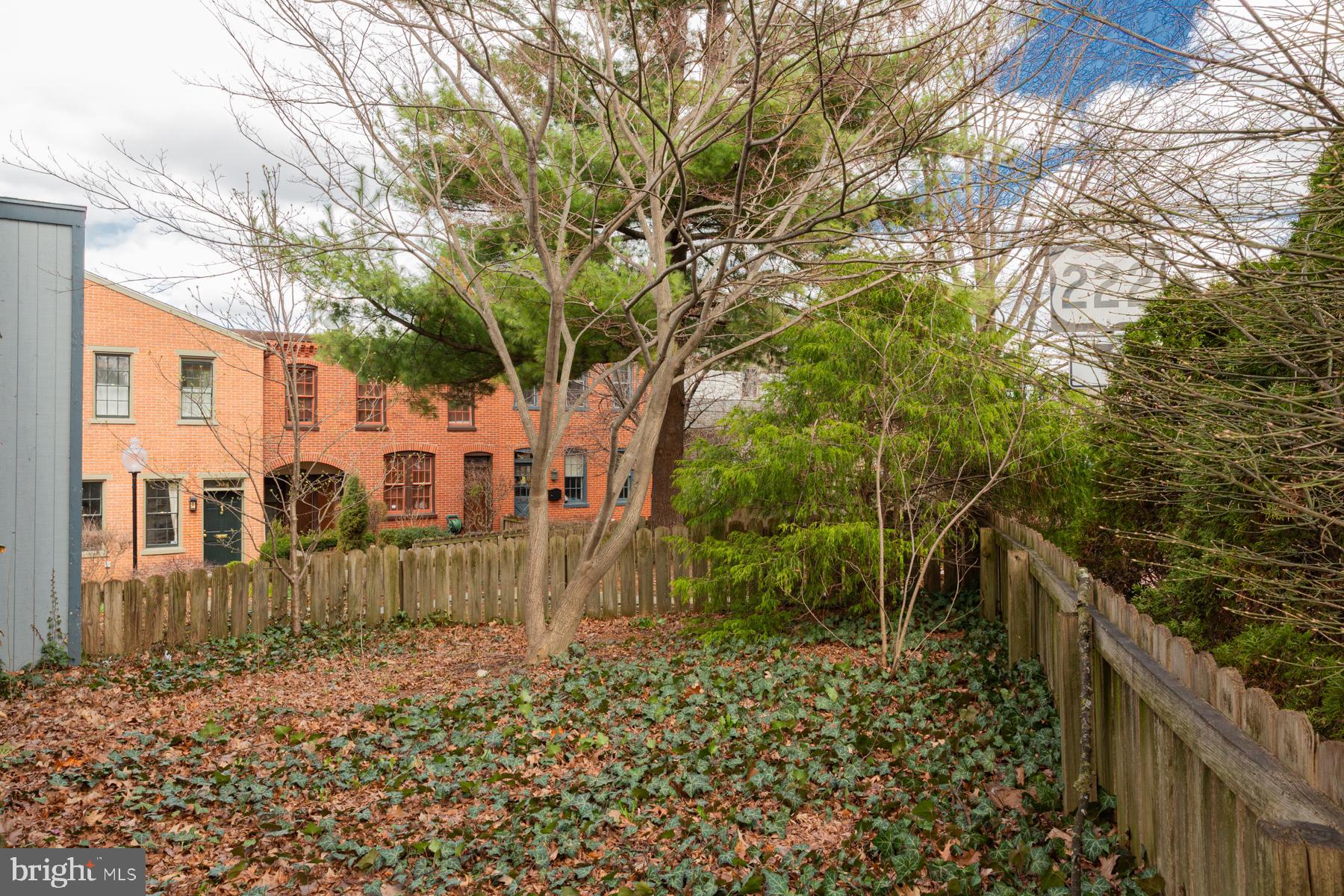 OLD TOWN LANCASTER - Residential