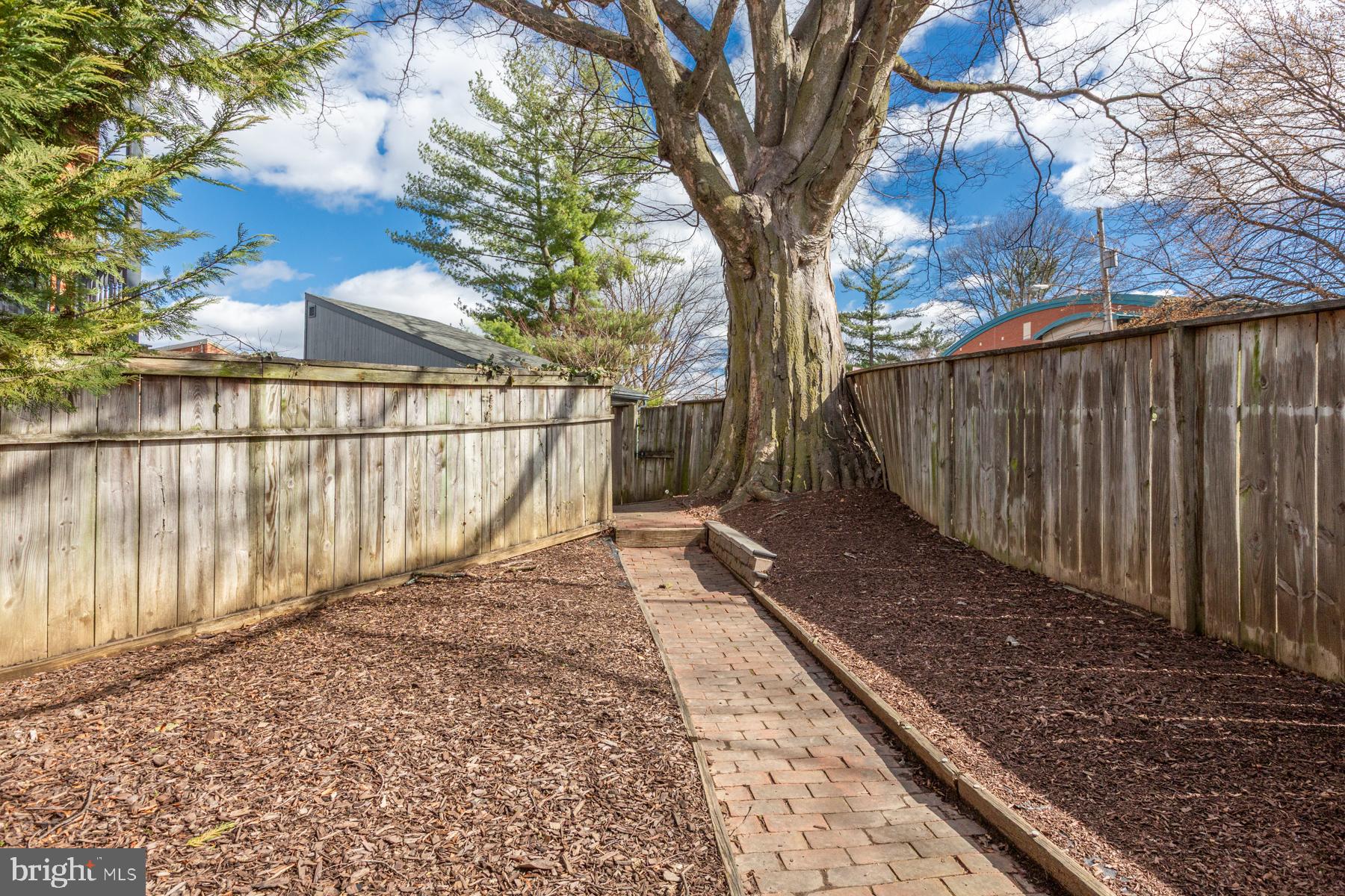 OLD TOWN LANCASTER - Residential