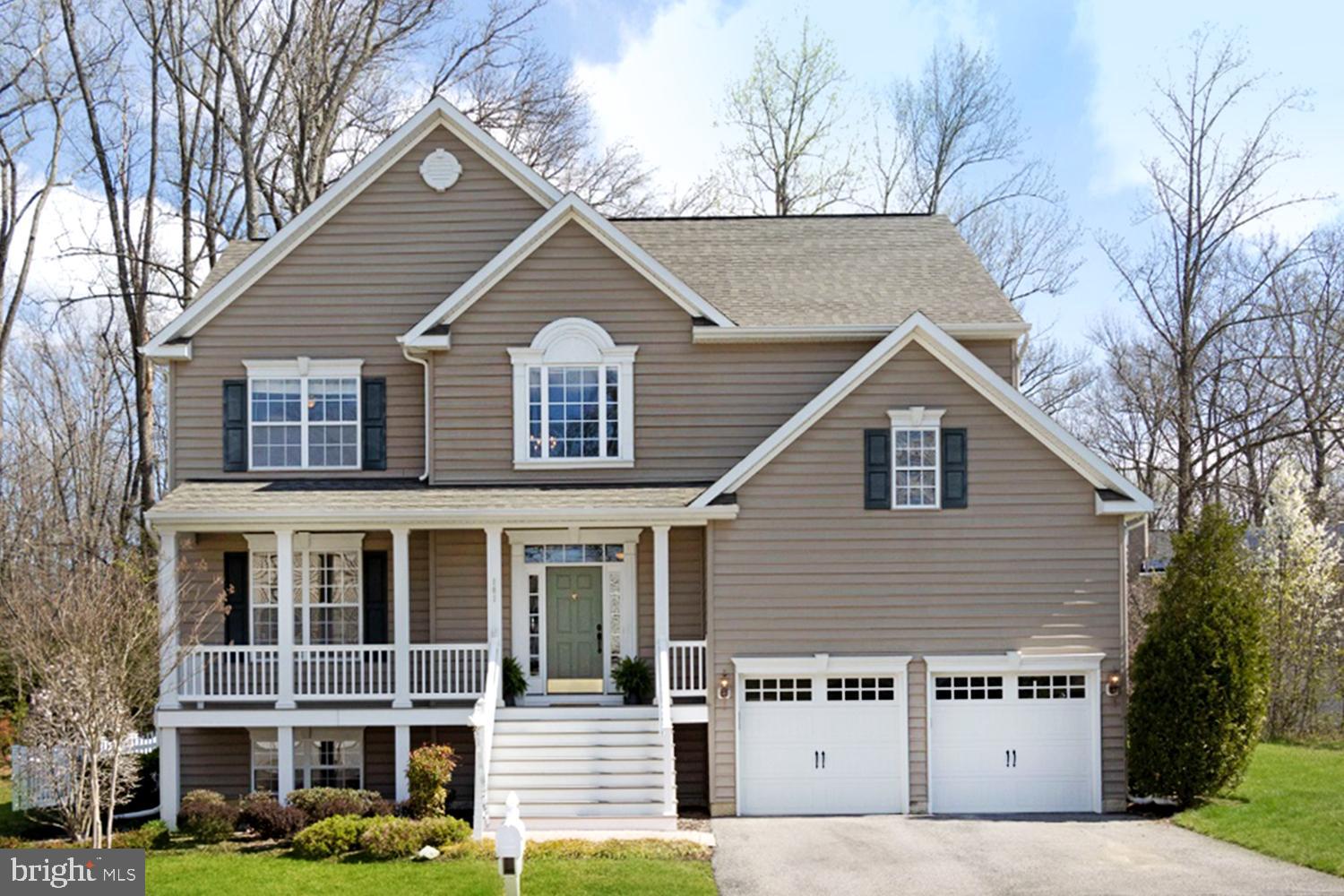 CAREFREE BAY LIVING! VILLAS at SEVERNA PARK COLONIAL boasting Magothy water privileges! Treed lot with sprawling fenced rear yard, screened porch and dining/grilling deck! INCLUDED year-round home landscaping, yard mowing & maintenance! INCLUDED access to Manhattan Beach marina, 3 beaches, boat ramp, community center & playground! 4BR/3.5BA home boasting fabulous rear Great Room combining family living, dining & cooking areas sharing fireplace ambiance. Sleek granite & stainless Kitchen with island dining bar. Spacious Bedrooms & Primary Bedroom Suite with luxury Bath. Finished lower level Rec Room/Home Theater area with professional beverage & snack bar for all ages! Close to B&A bike trail, shopping, restaurants, and RTs 2/50/97. RELAX IN STYLE AND COMFORT!