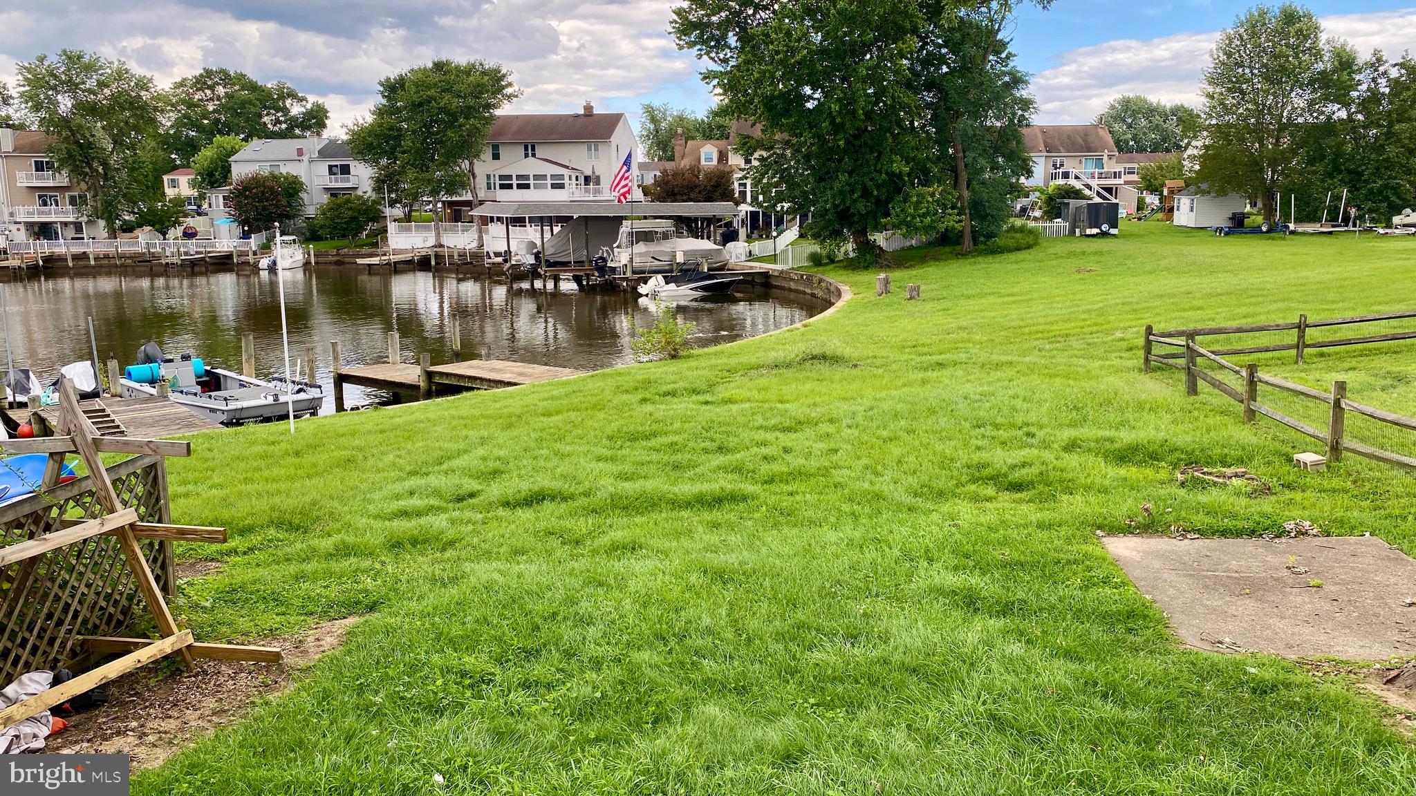111 BREAKWATER COURT