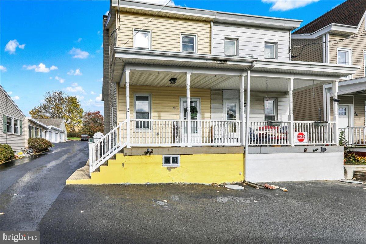 40 W ADAMSDALE ROAD