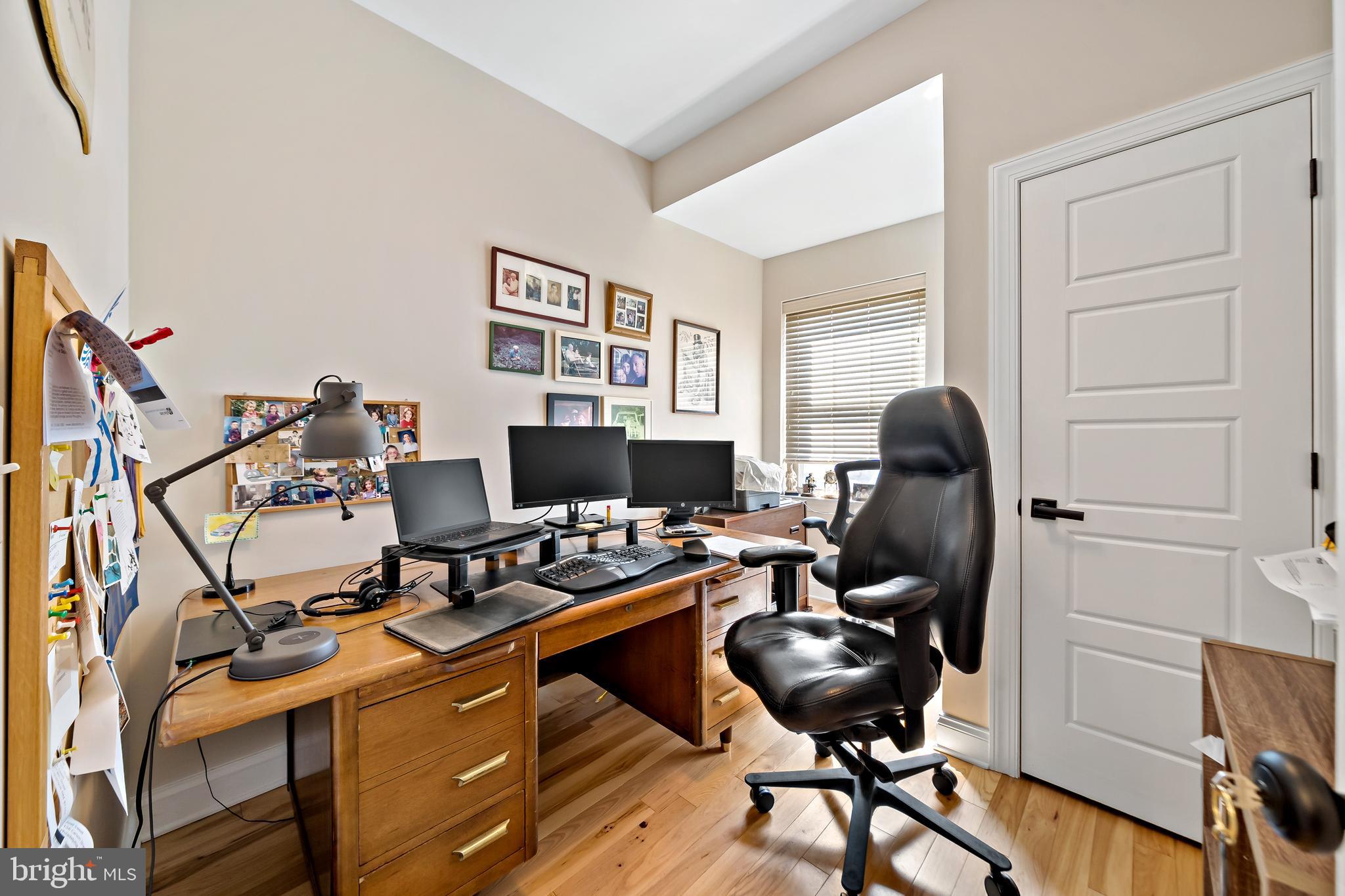 MANAYUNK - Residential Lease