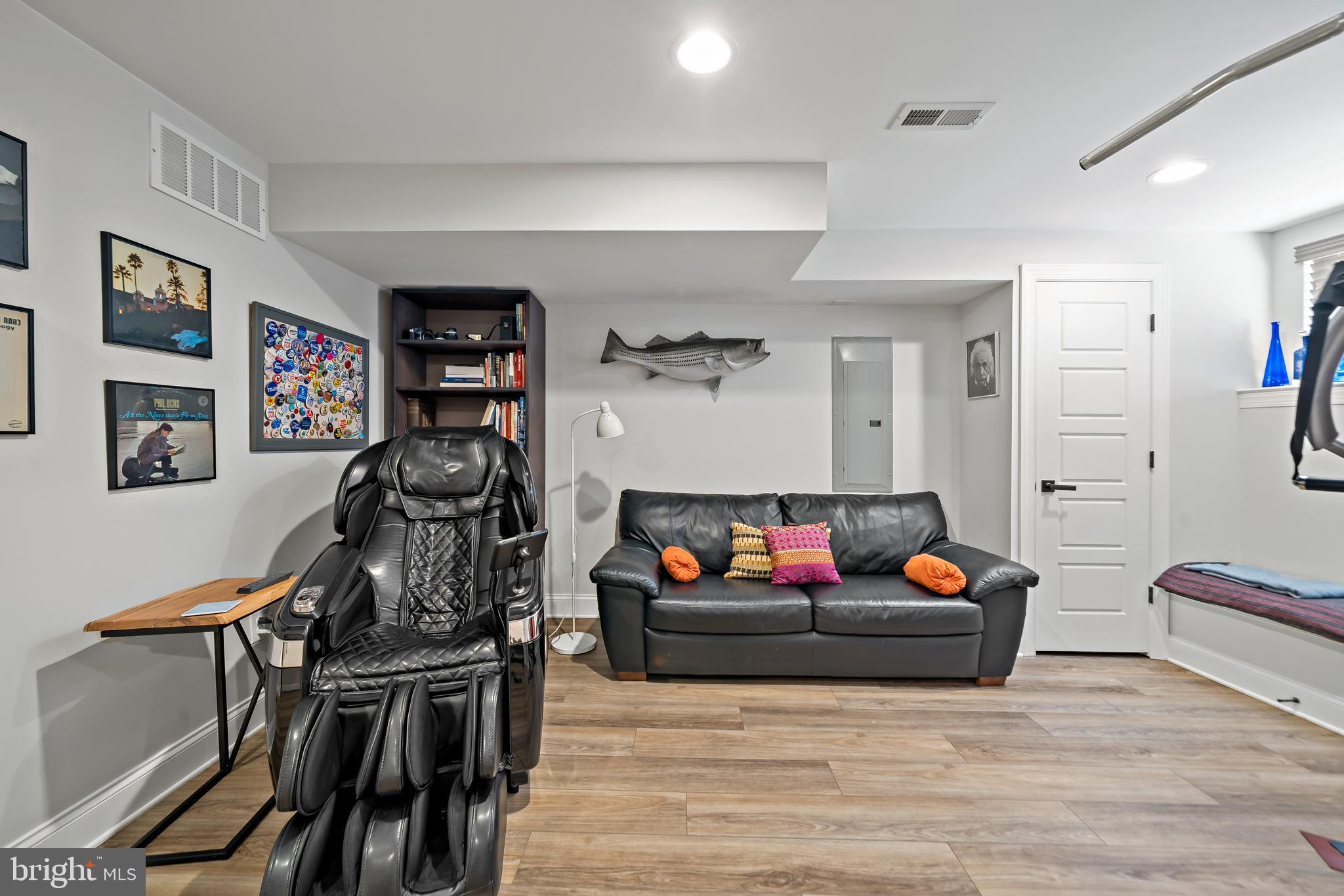 MANAYUNK - Residential Lease