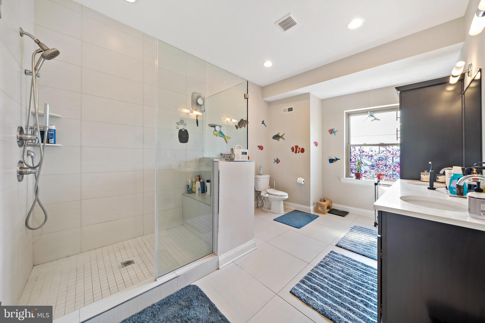 MANAYUNK - Residential Lease