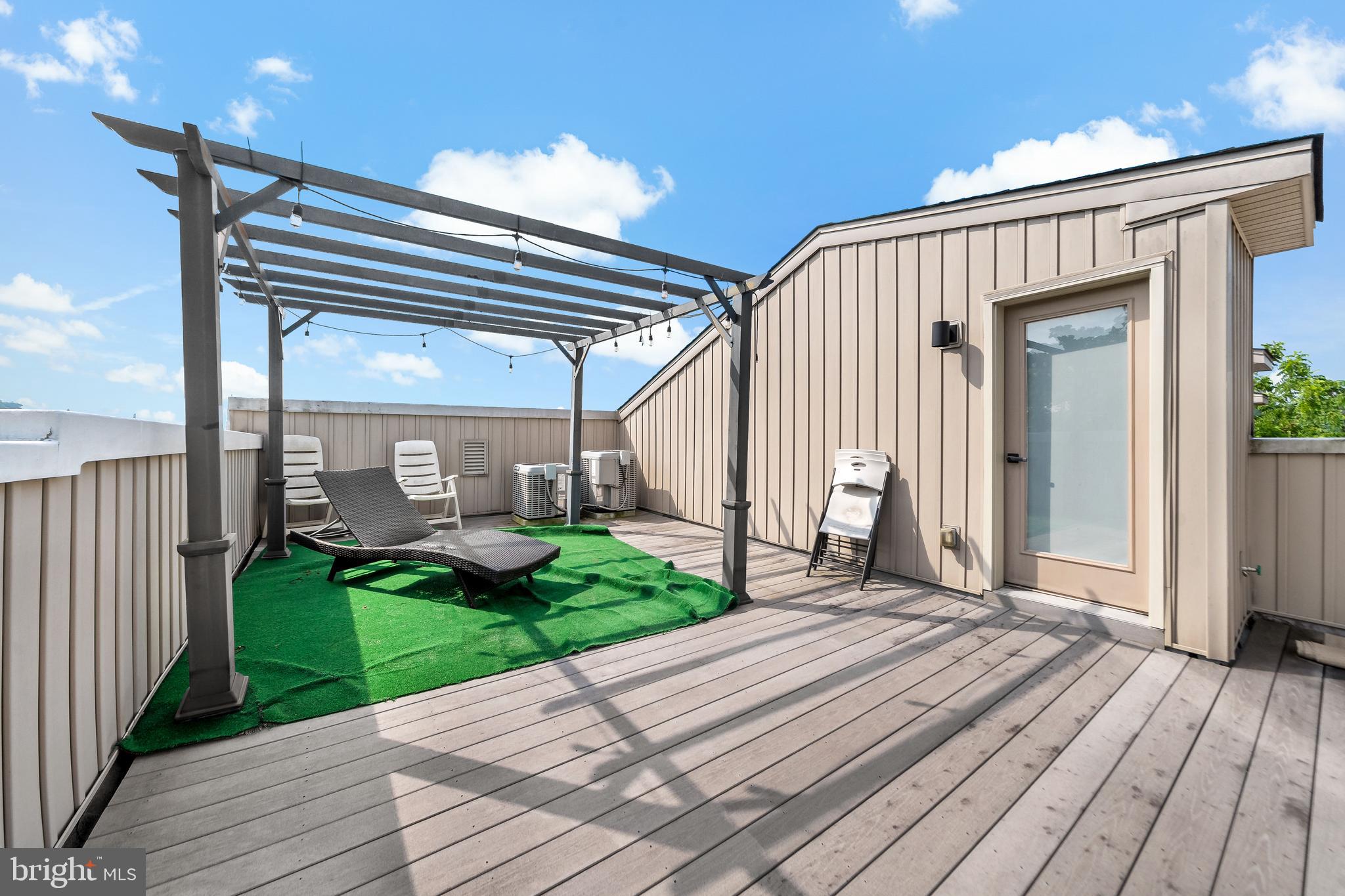 MANAYUNK - Residential Lease