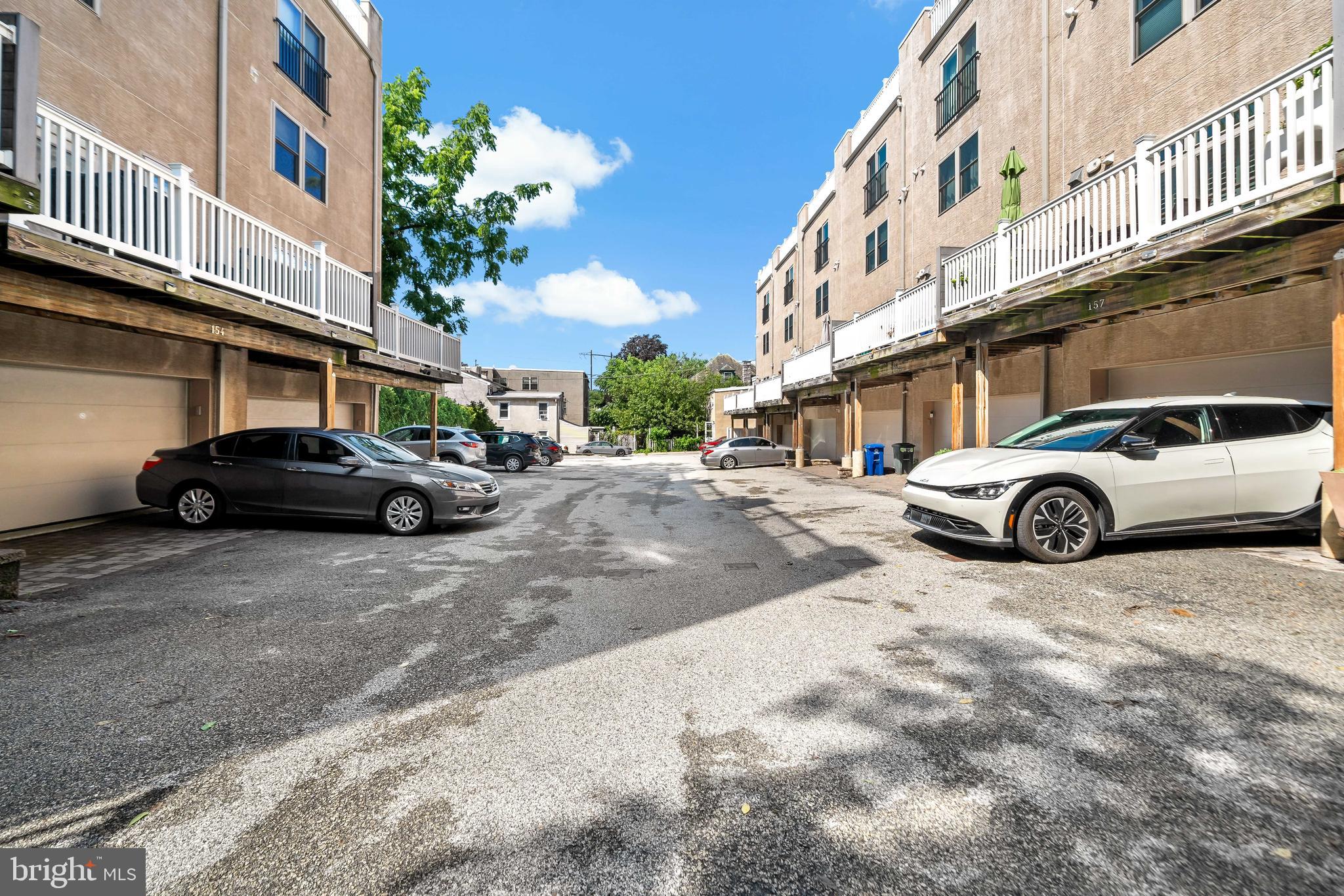 MANAYUNK - Residential Lease