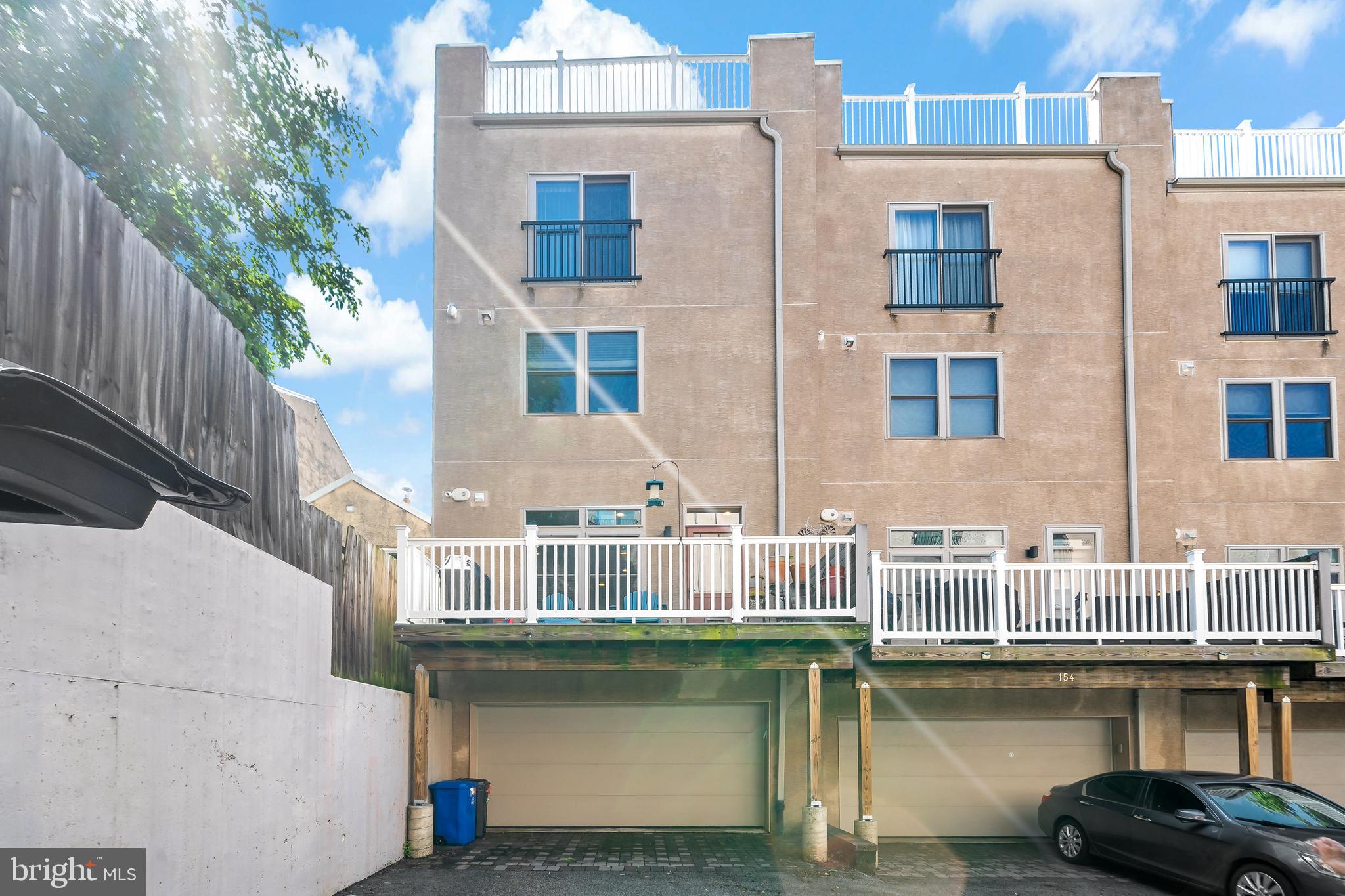 MANAYUNK - Residential Lease